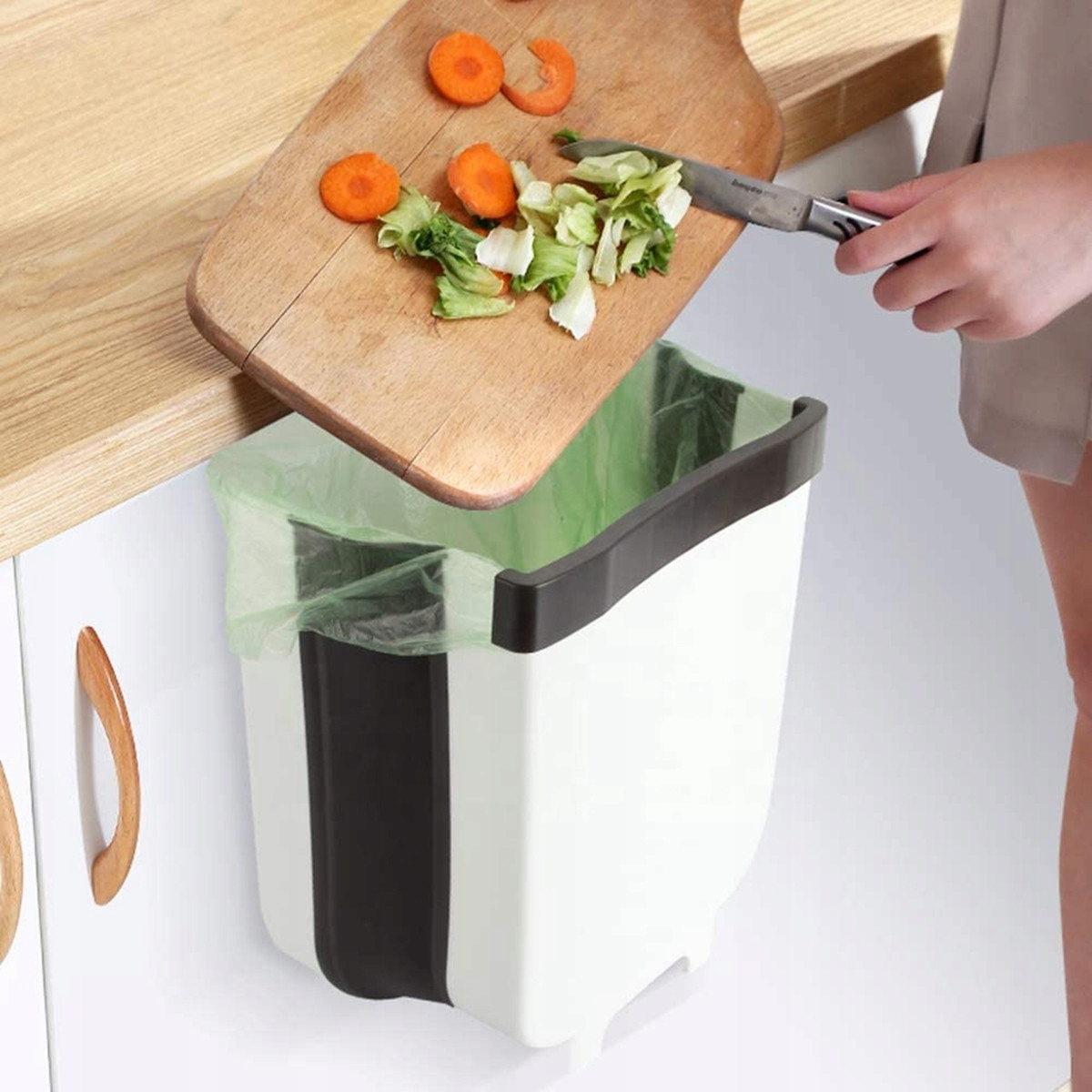 AG240F WISZĄCY KOSZ SKŁADANY BIAŁY Pojemność 8 l