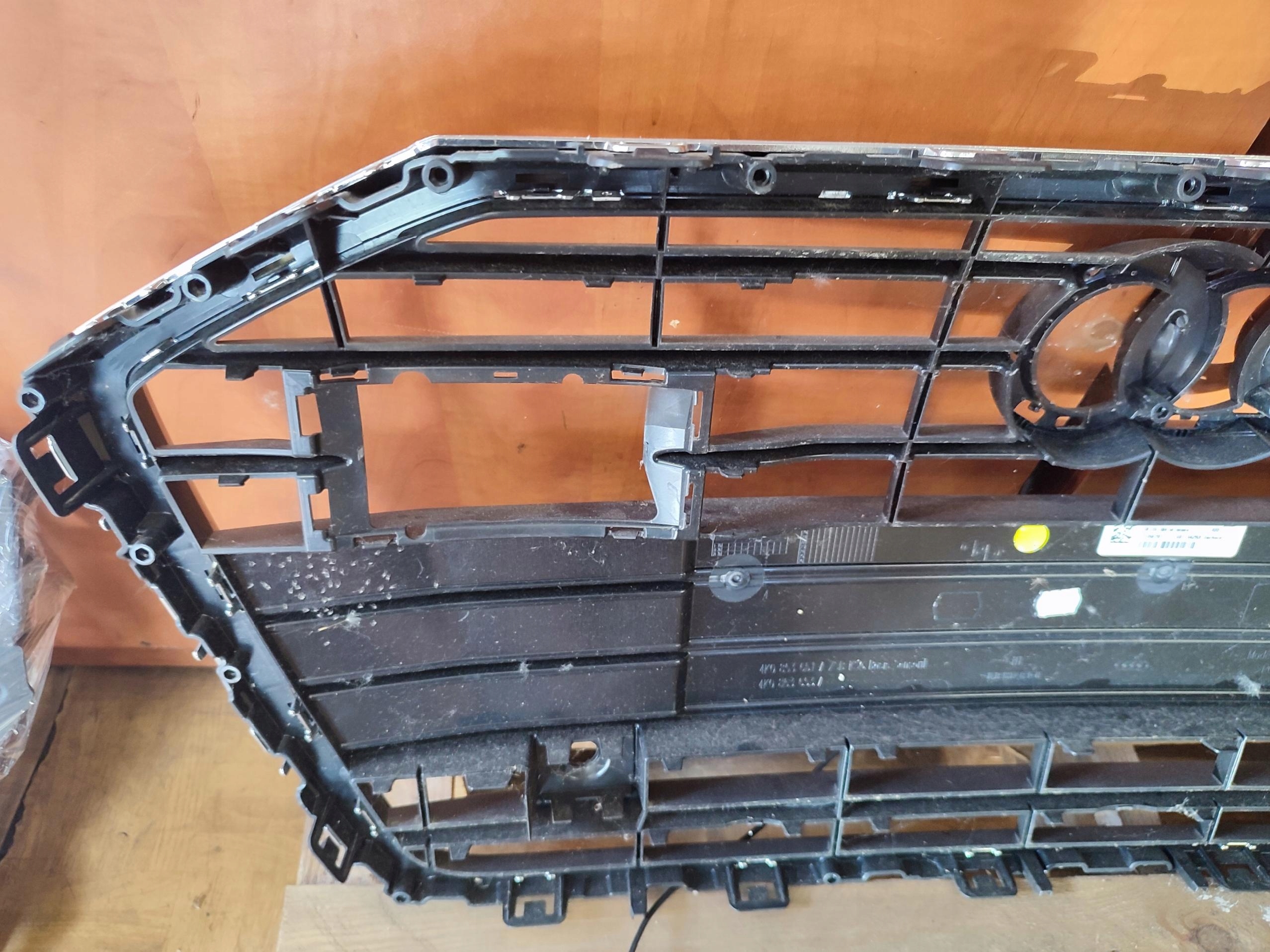 AUDI A6 C8 Grill Grill 4K0853651A