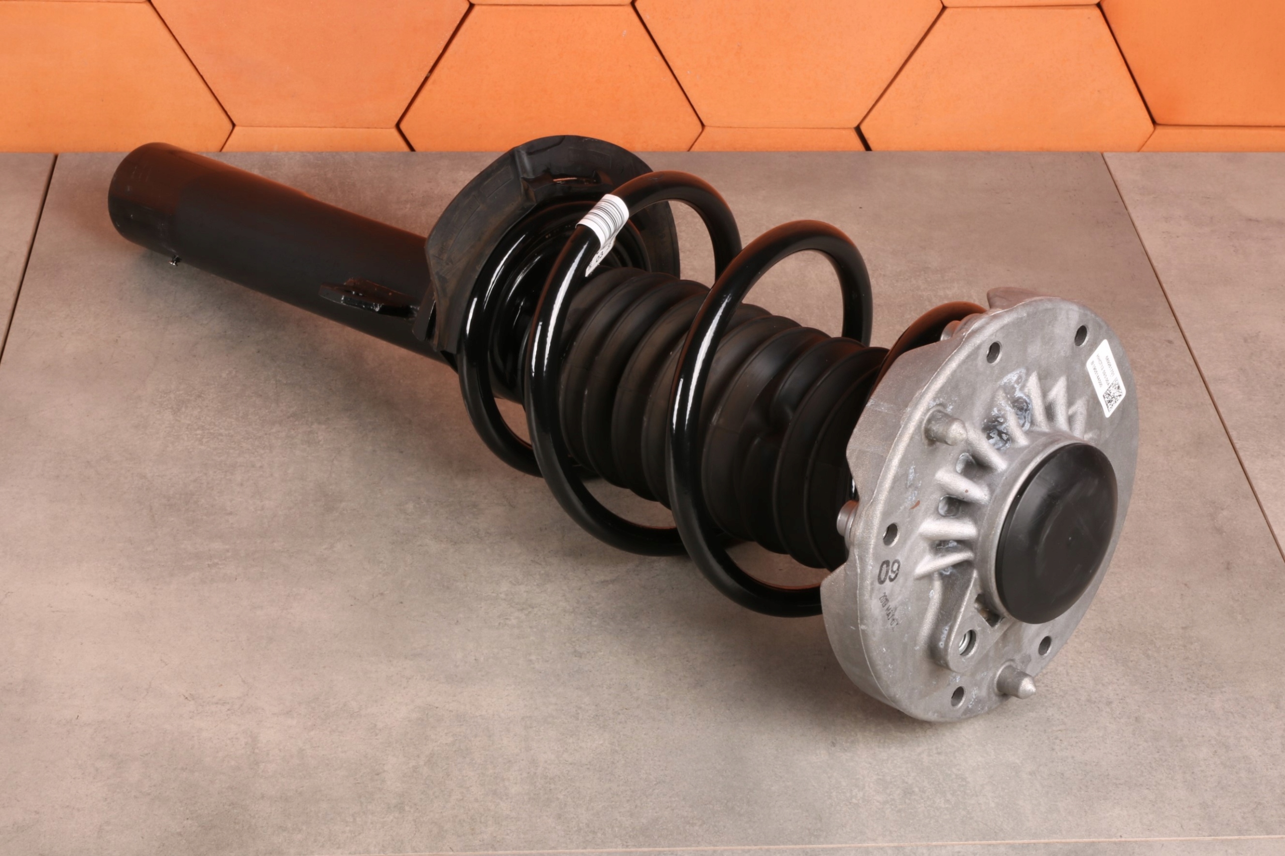 BMW 2' F45 F46 shock absorber left front front 6887333 2202 km !!!