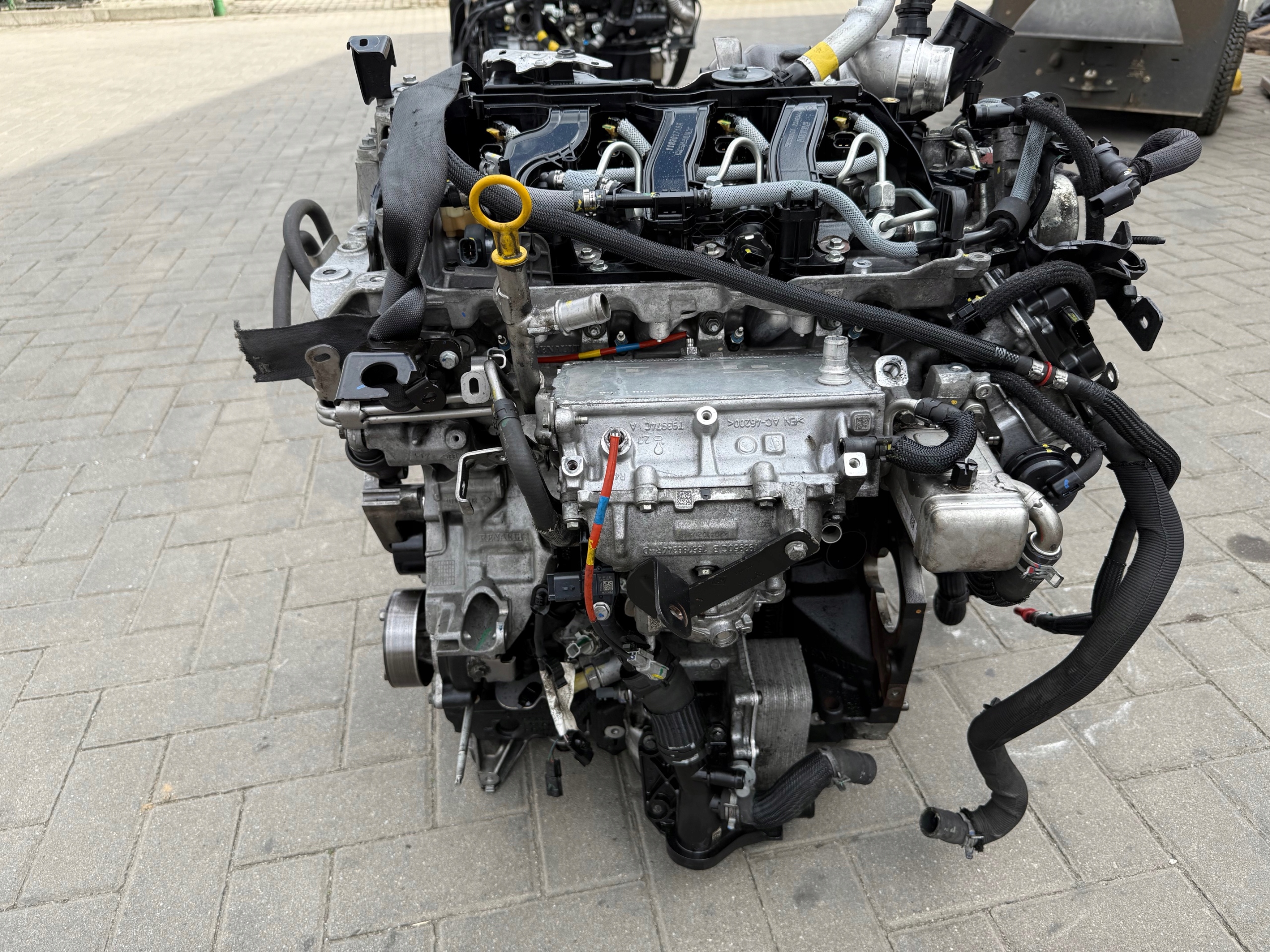 complete engine 2.0 CDTI Opel Vivaro M9RZ717 M9R 717 95tys km