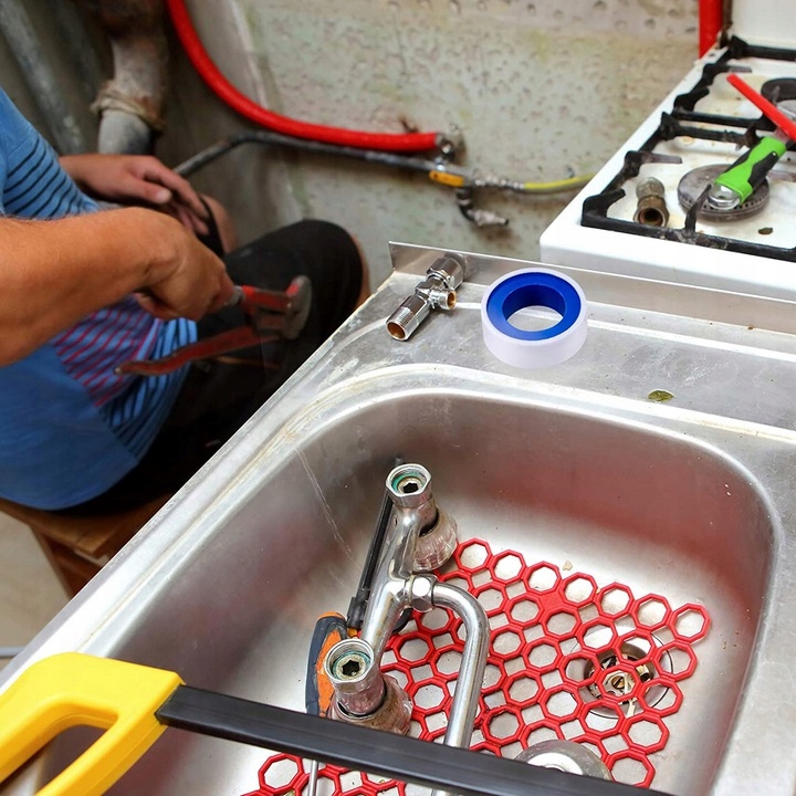 TAŚMA TEFLONOWA USZCZELNIAJĄCA POŁĄCZEŃ GWINTOWANYCH 12MM X 0,75MM X 10M Kod producenta V02035