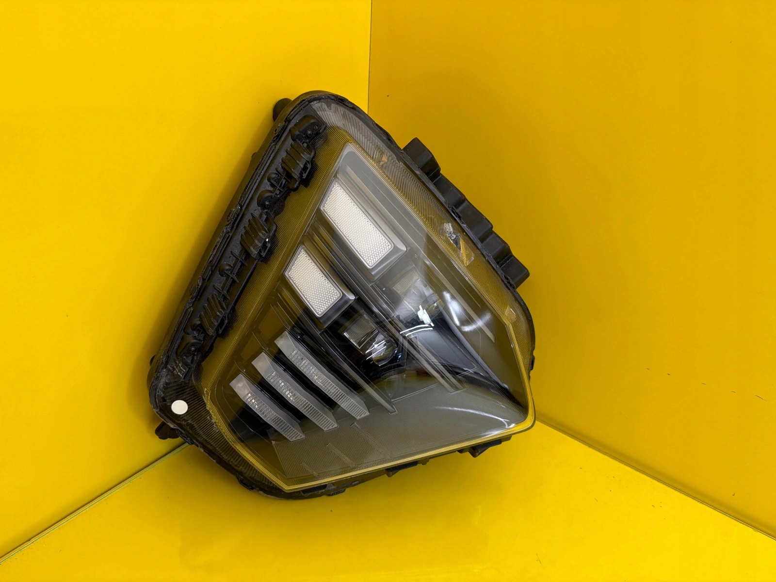 light right Hyundai Kona II 2023- Full Led 92102BE100