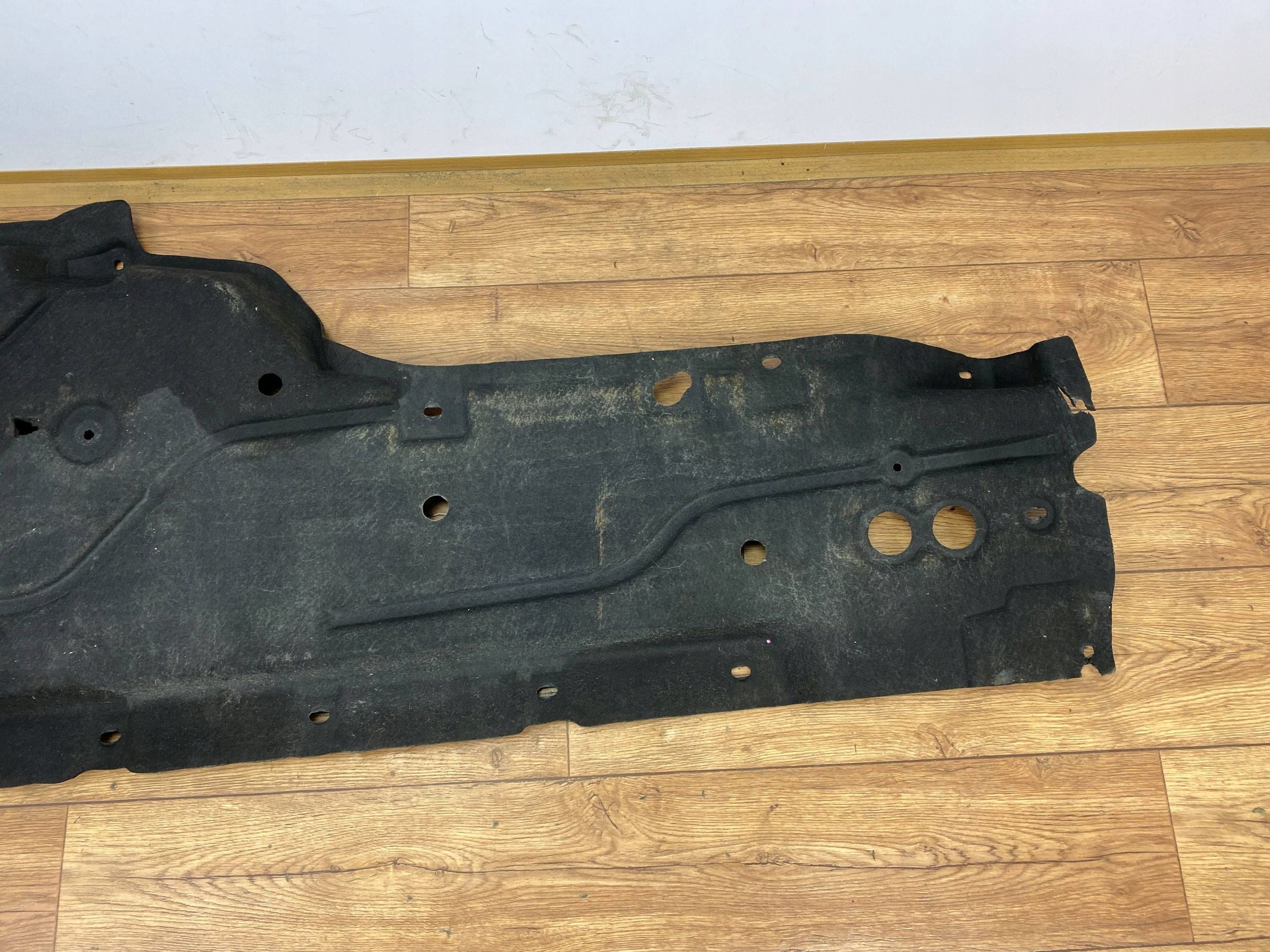 cover lower of the engine left Ford Mustang VII MK7 2024+
