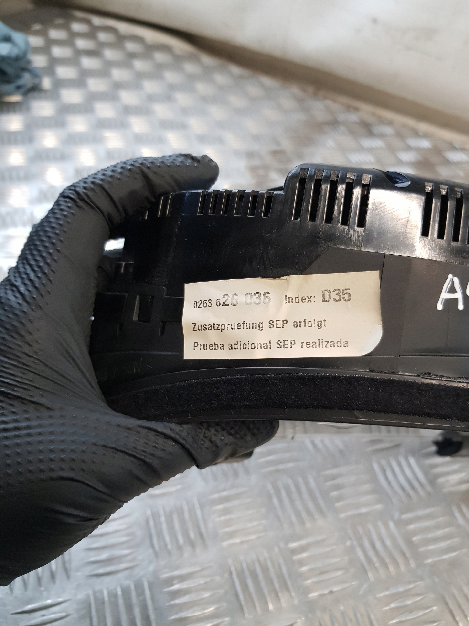 dials 8E0920900L 0236326036 AUDI A4 B6 2.0B EUROPA