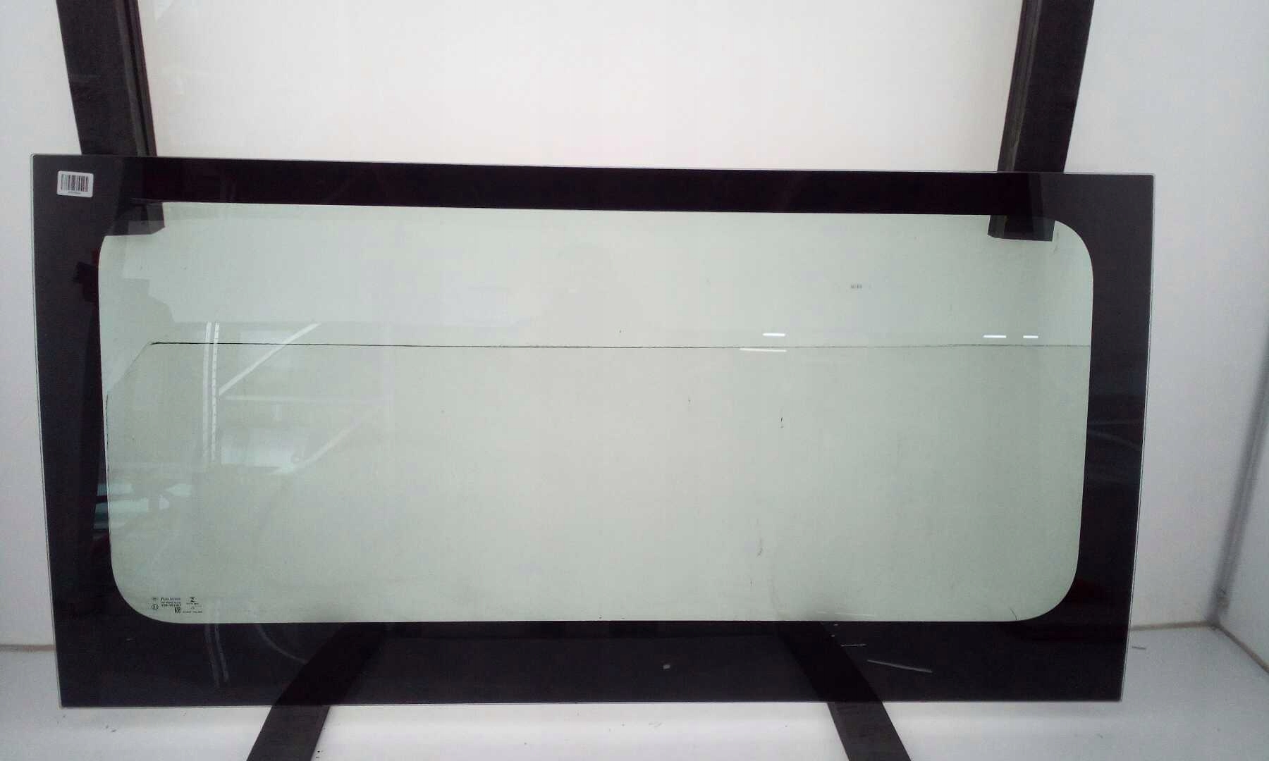 7281BGSVRU - Стекло правая сторона RENAULT MASTER III 10-A55984