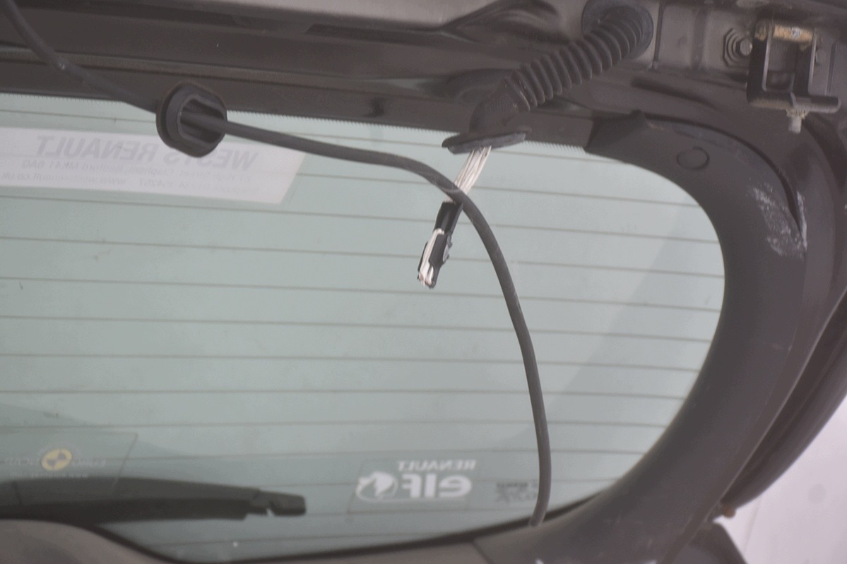 boot doors rear part RENAULT CLIO III KOMBI NV676