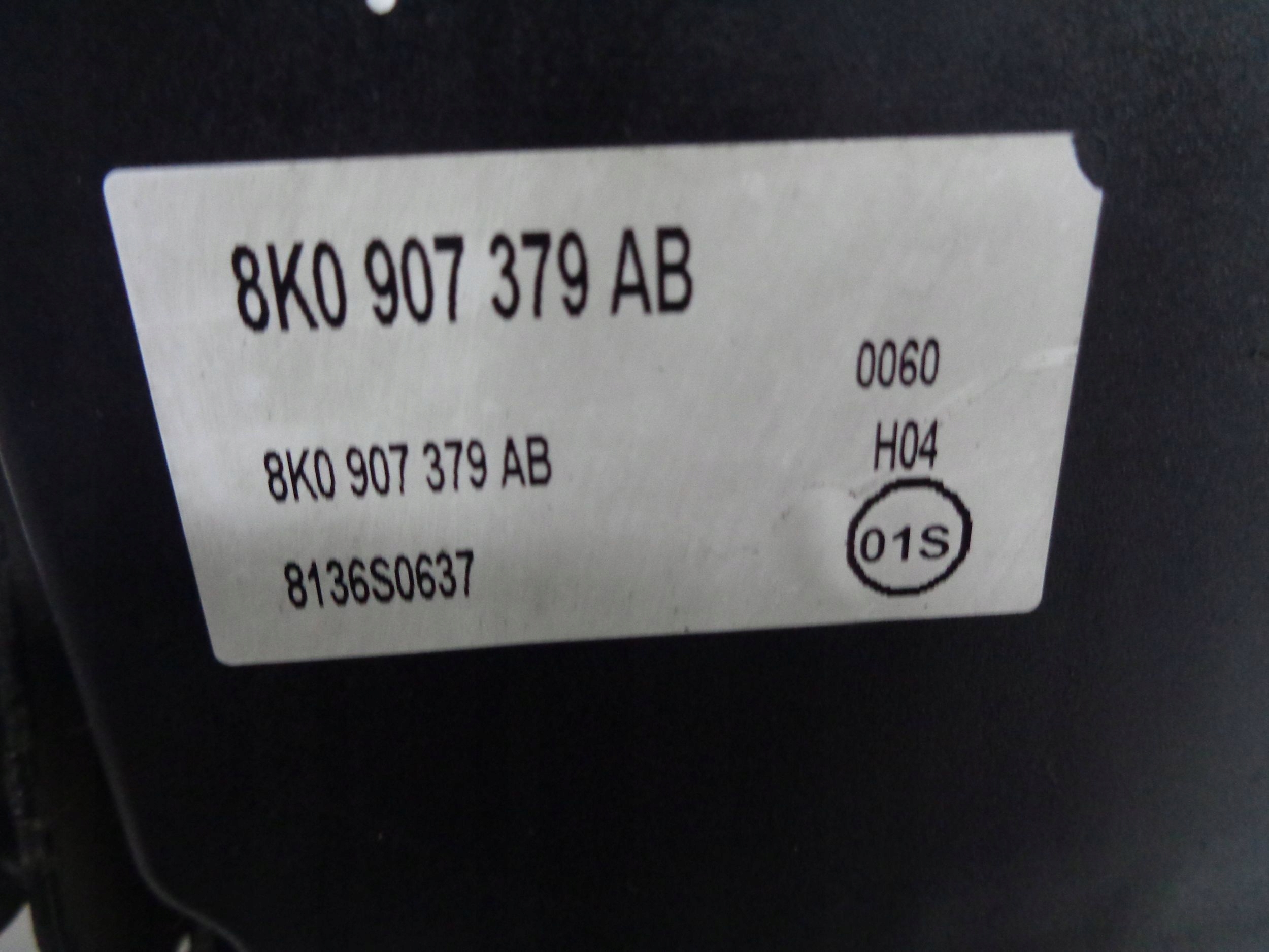 AUDI A4 B8 8K A5 8T control unit pump ABS ESP 09R- 8K0907379AB