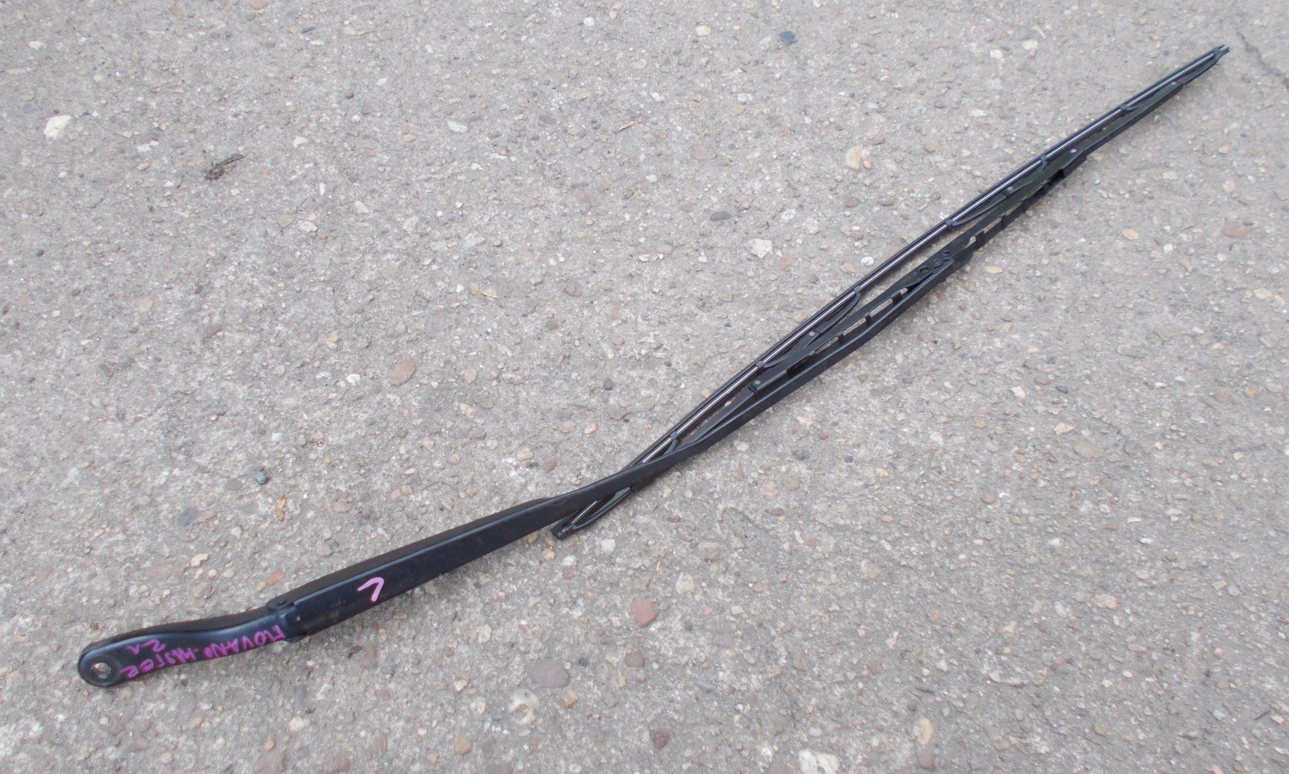 RENAULT MASTER III LIFT wiper arm left front front 8200734776