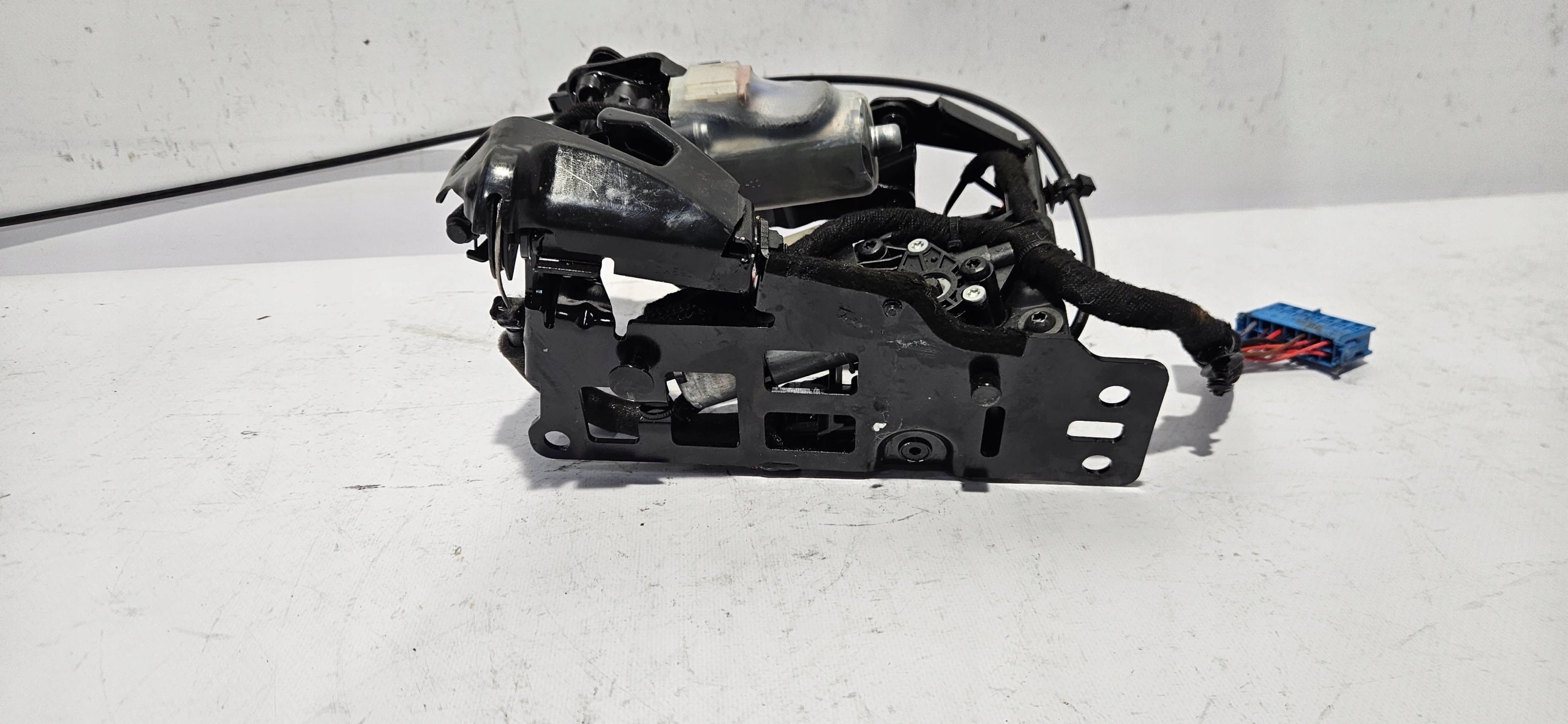 Mécanisme pour l’ouverture Toit MERCEDES SL R323 A2327705000