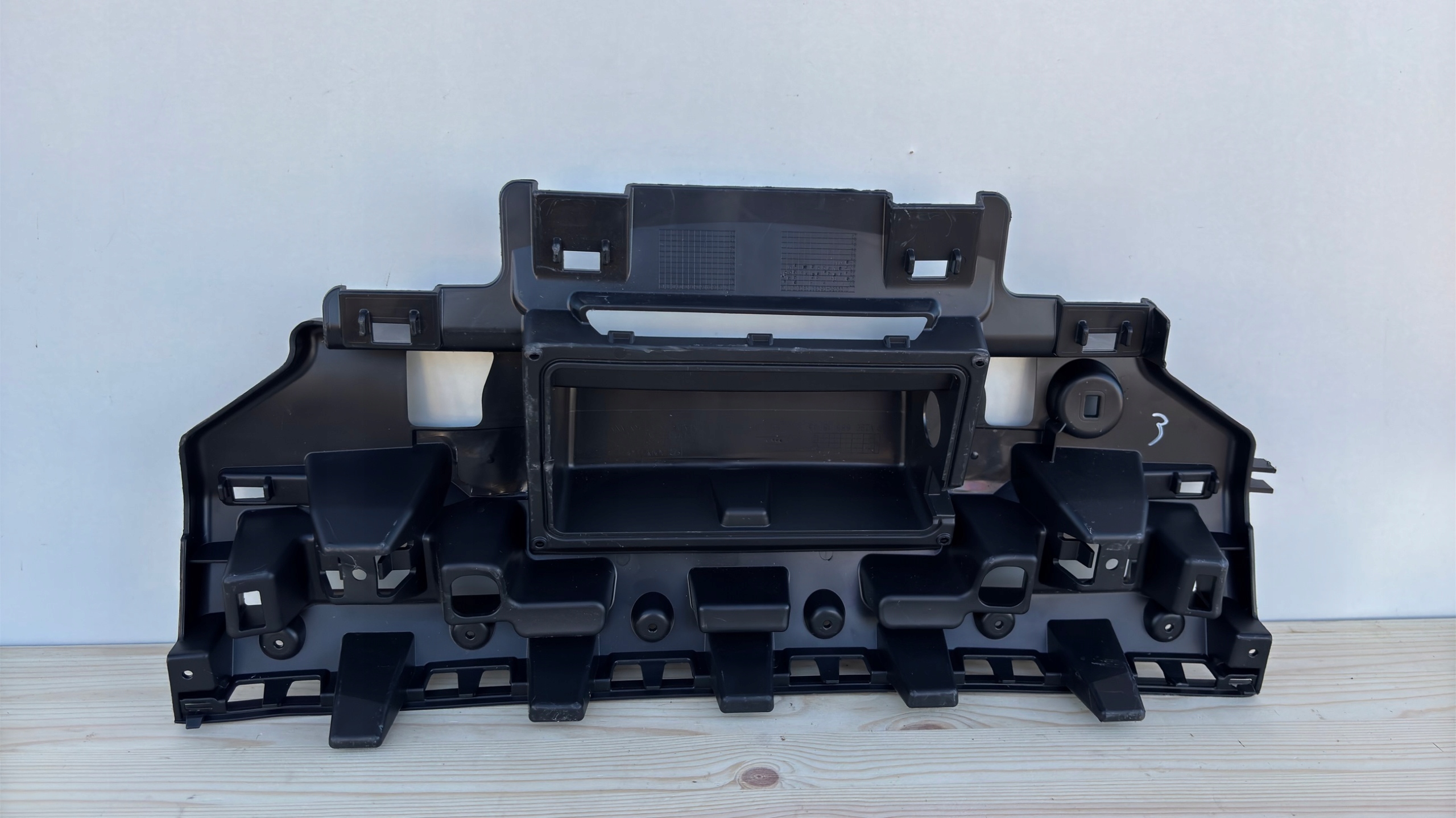 MERCEDES AMG GT bracket support console 17557877 K115/34