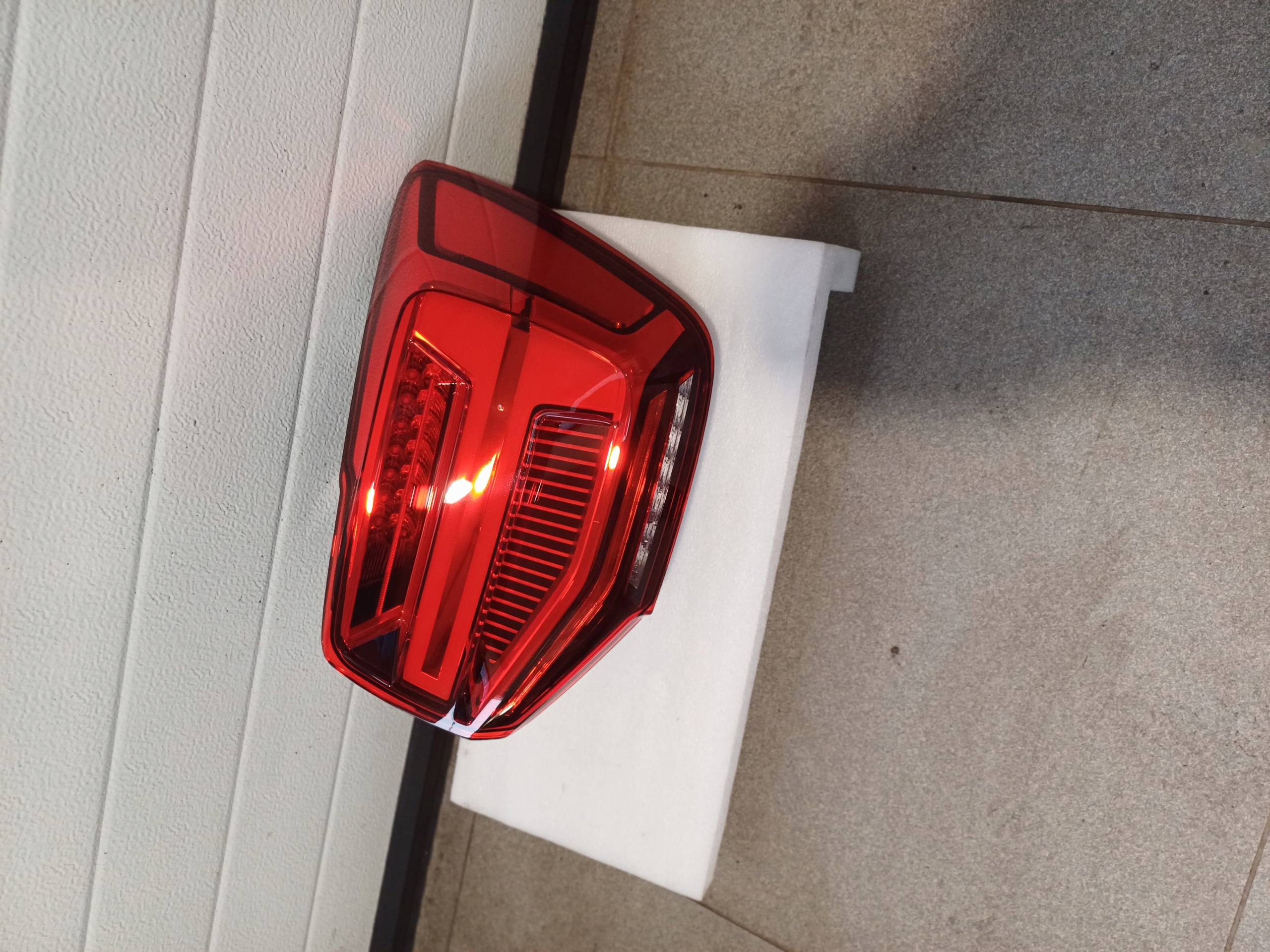 light right rear part rear AUDI Q2 81A FULL LED 81A945092C new