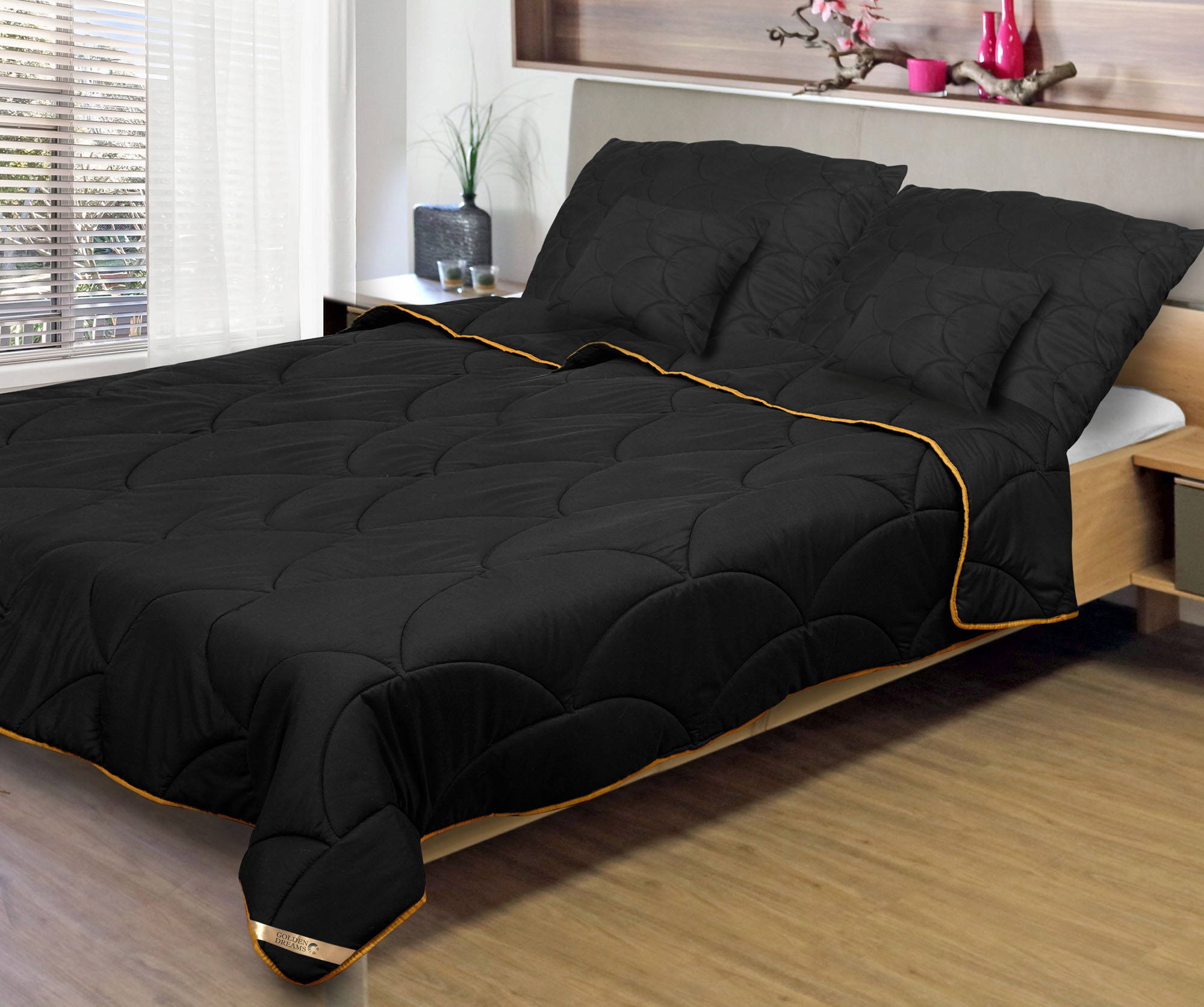 KOŁDRA CAŁOROCZNA ANTYALERGICZNA 160x200 DELUX PIKOWANA LEKKA CZARNA POLSKA Marka Golden Dreams