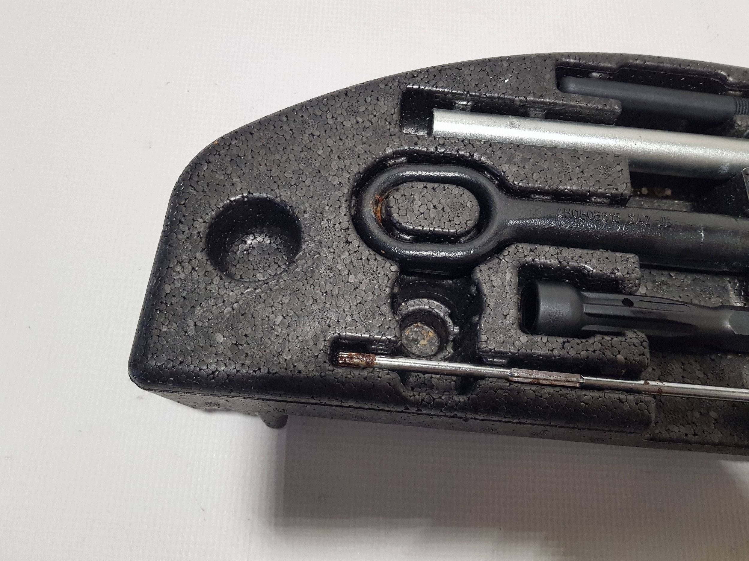 AUDI A8 D4 Cric Clé UCHO 4H0012110