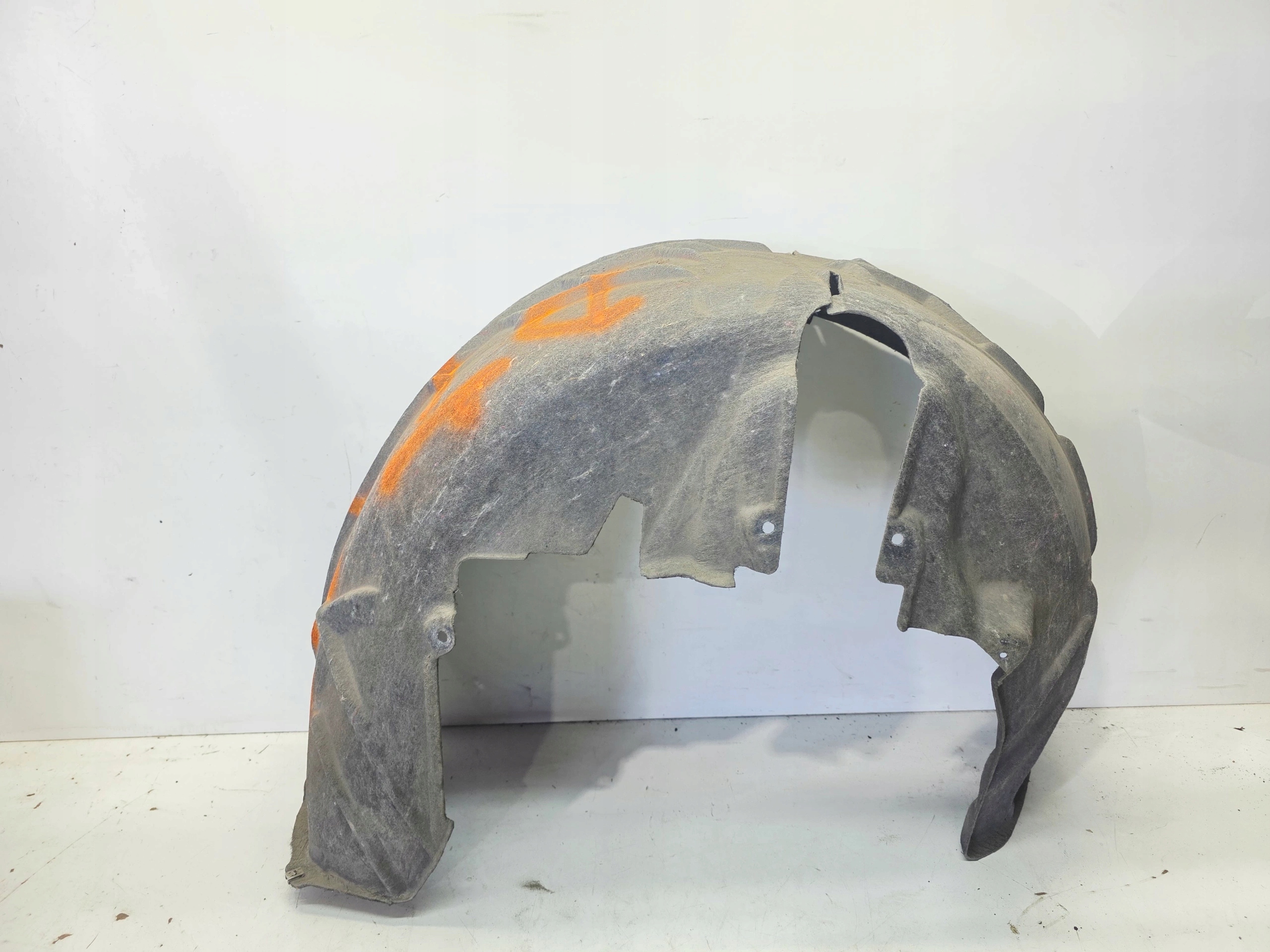 mudguard MATERIAOWE right rear part AUDI A6 C8 4K0810172F