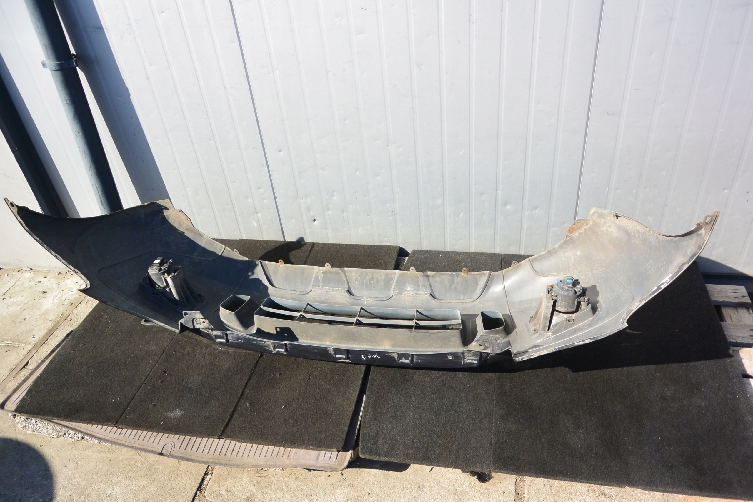 FORD RANGER V 5 11-15 bumper front complete WWA 6DYE AB39-17C831-GD