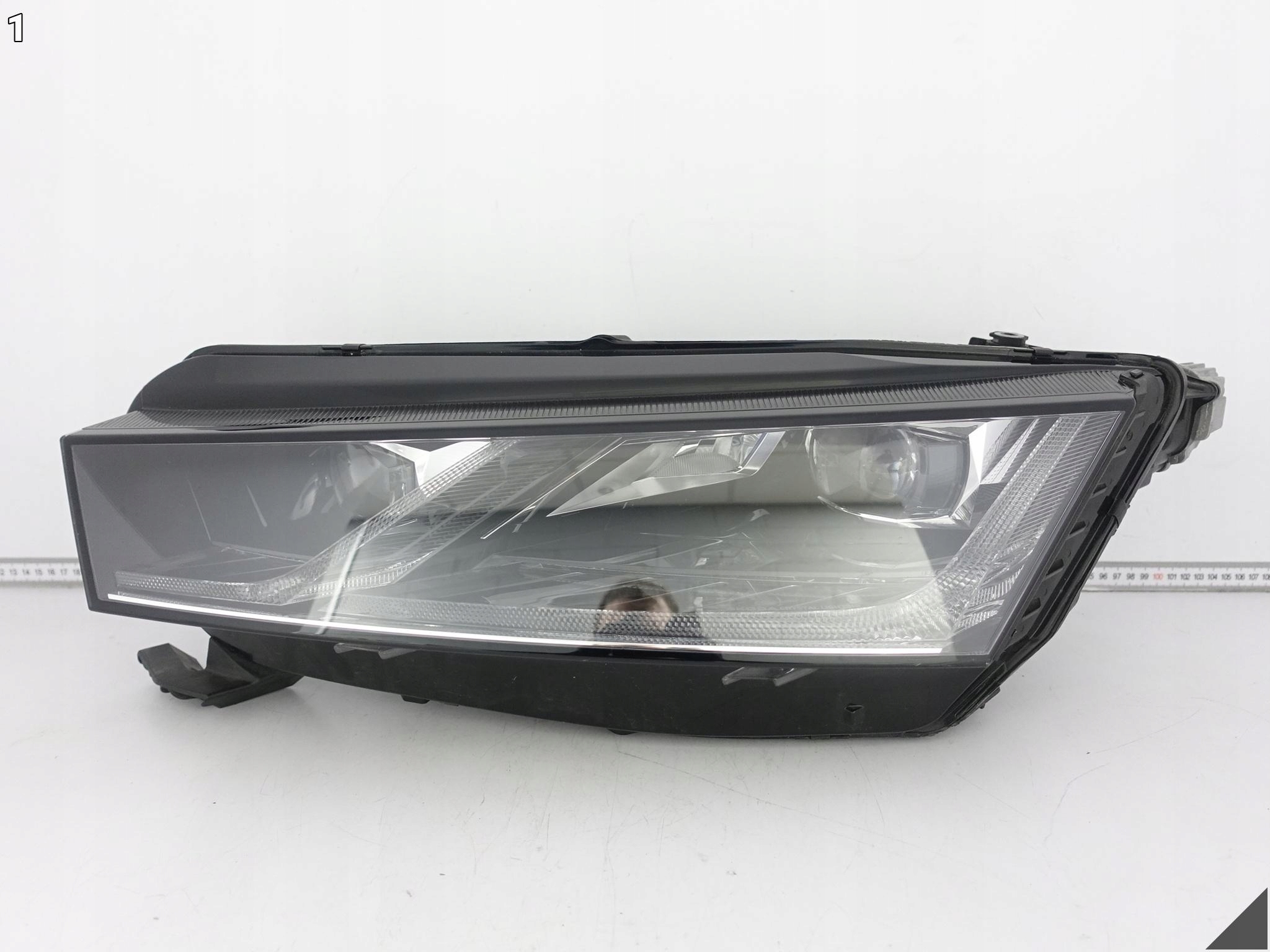 SKODA OCTAVIA IV 4 5E4 20-23 light FULL LED CRYSTAL LIGHTING left front EU