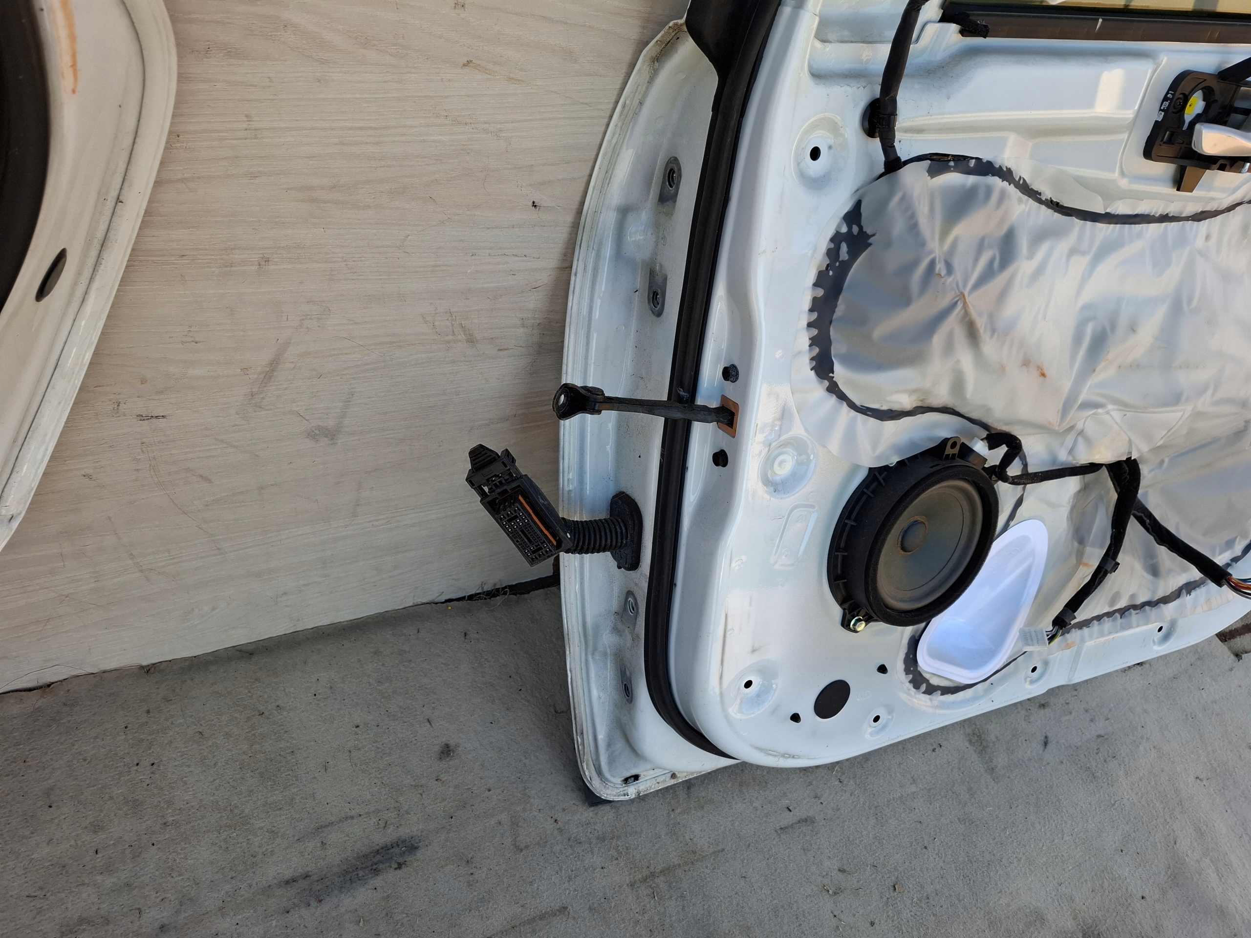 KIA STONIC door right rear part front complete 22R BIALE UD