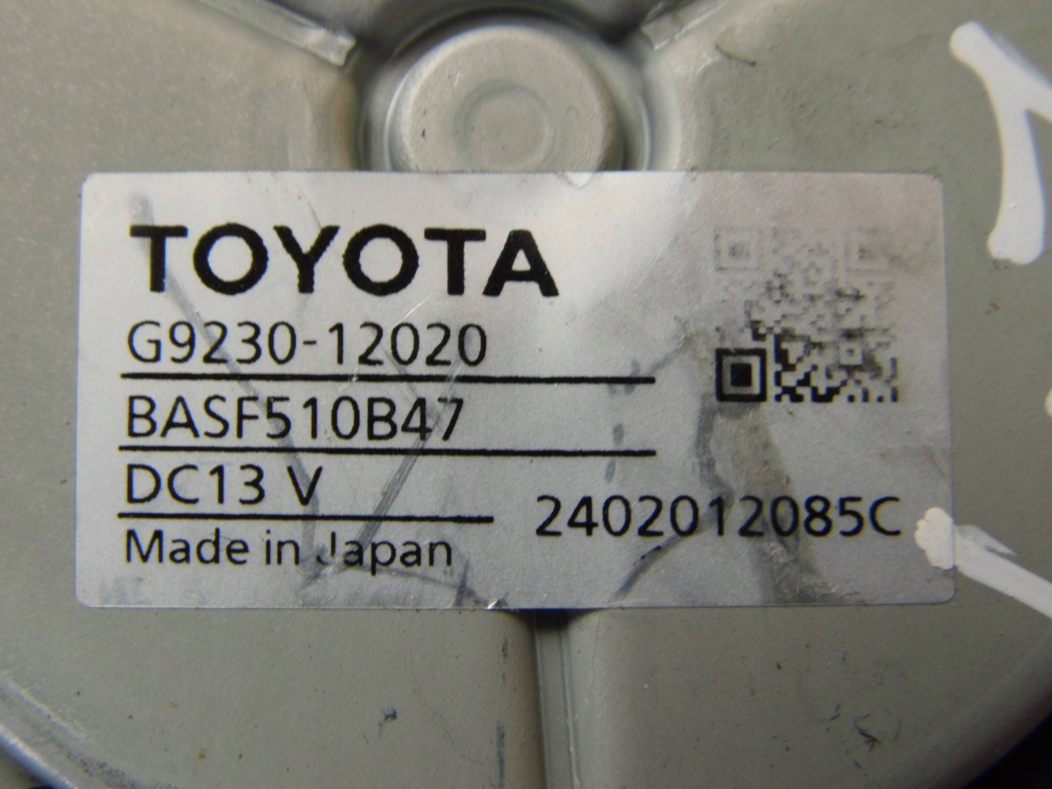 Toyota Corolla E21 Lüfter Kühler akumulatora baterii G9230-12020