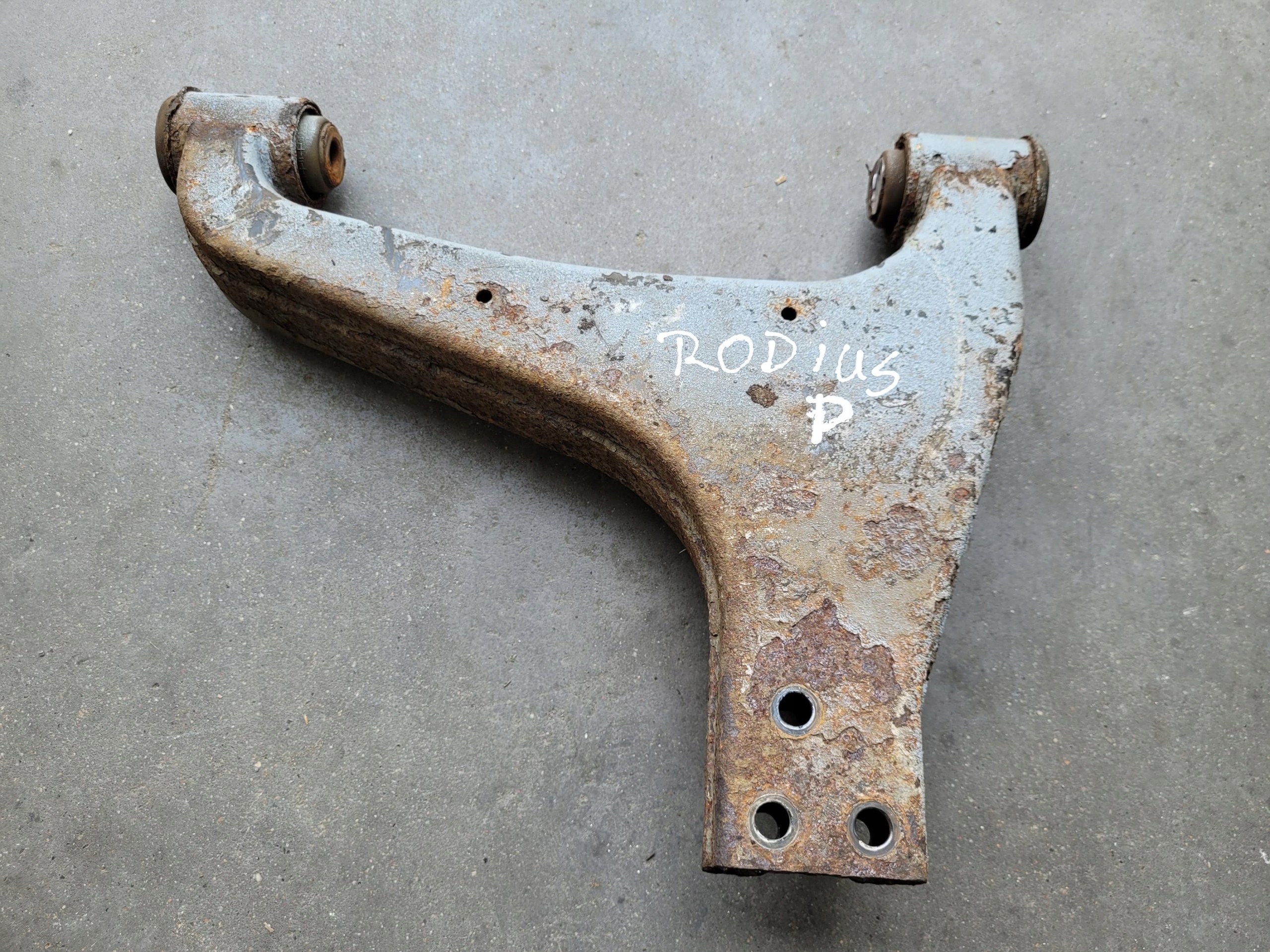arm front front right SSANGYONG RODIUS II