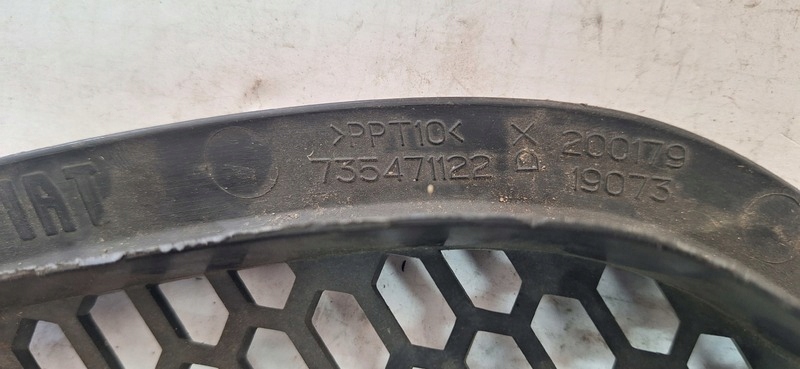 grille radiator grill FIAT 500 735471122