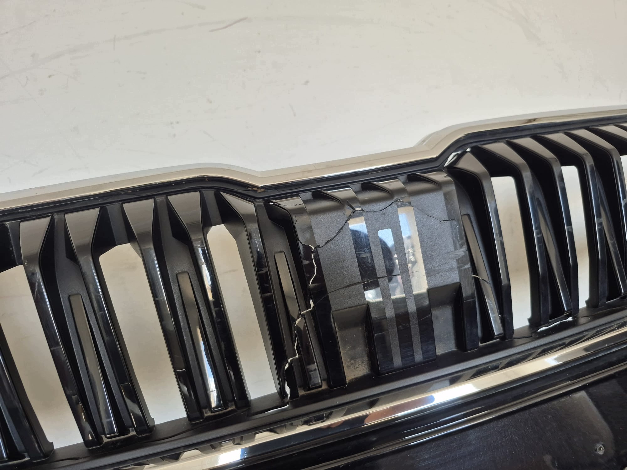 SKODA KAROQ LIFT 21-> bumper front front washer