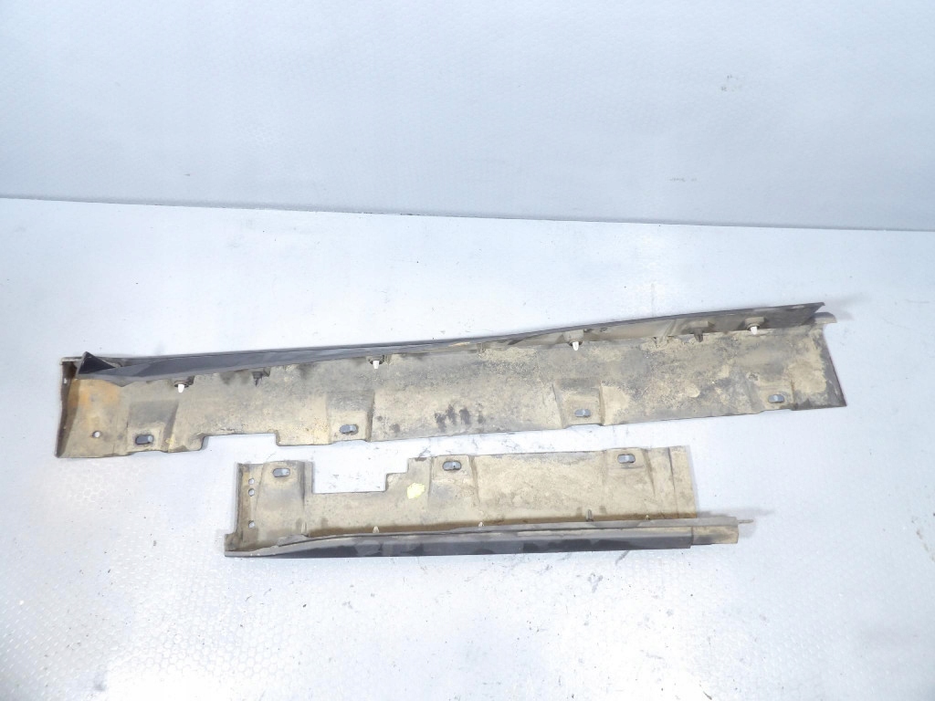 FORD TRANSIT COURIER and LIFT moulding threshold right ET76-10154-AF