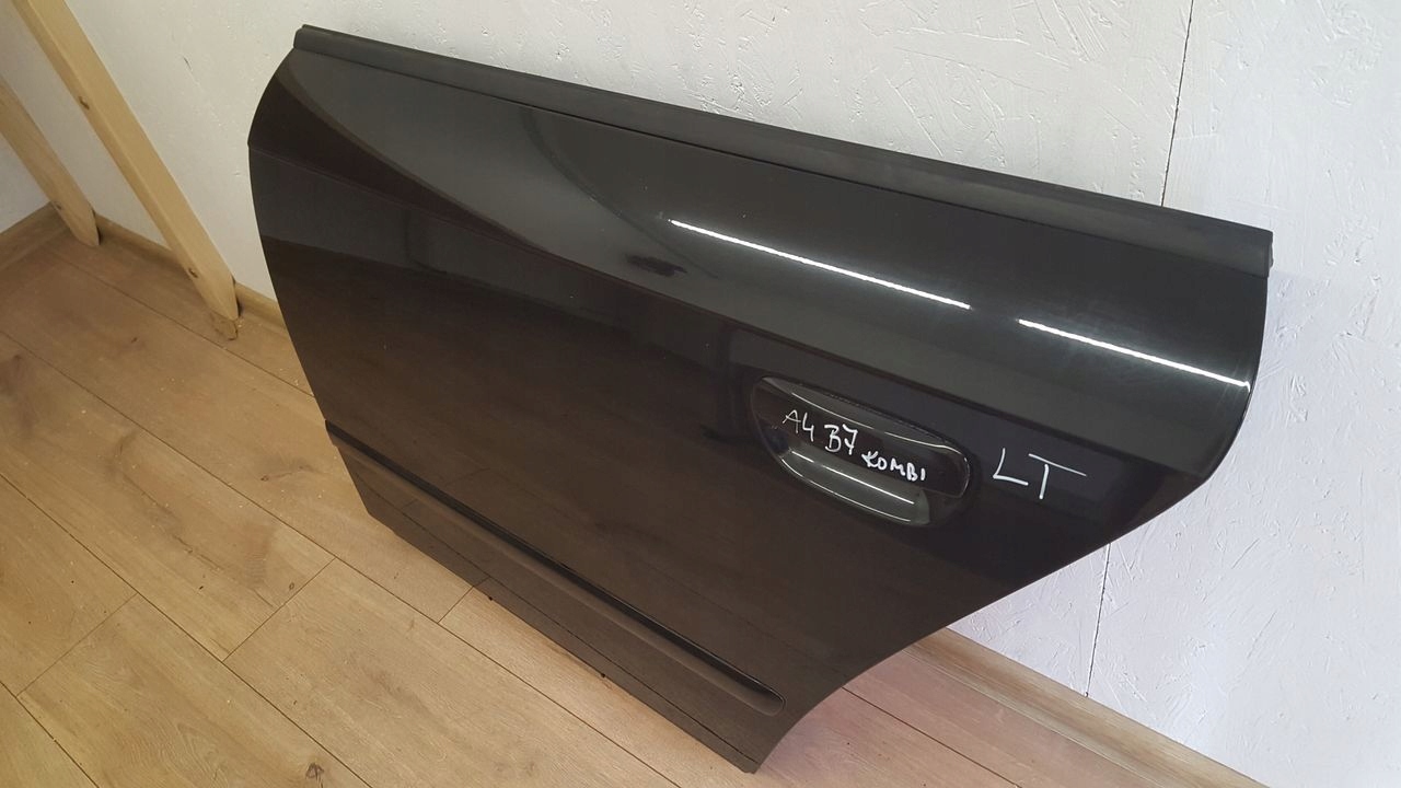 door rear part rear. left Audi A4 B7 2,0 TDI kombi
