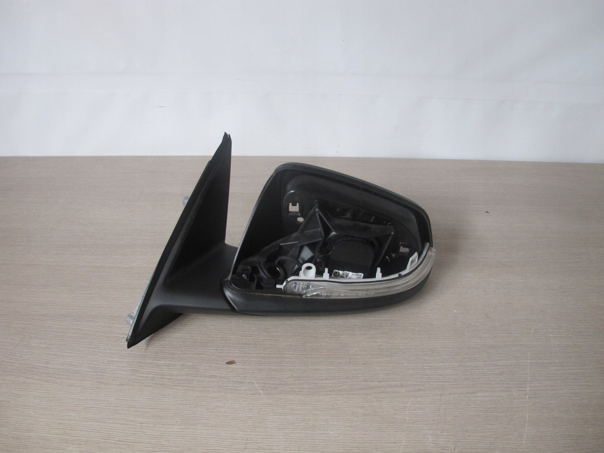 LUSTERKO BMW F48 5PIN Producent części BMW OE