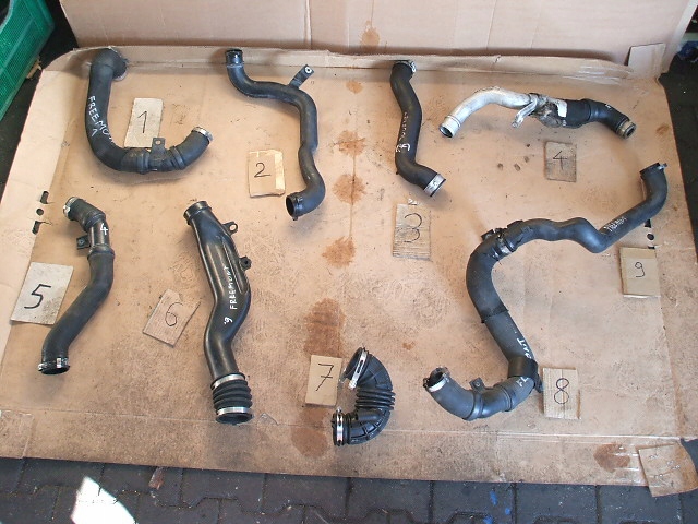 68082104AC 68081102AB - ПОДОРОЖ FREEMONT ШЛАНГ ПОВІТРЯНИЙ ІНТЕРКУЛЕР ТРУБА