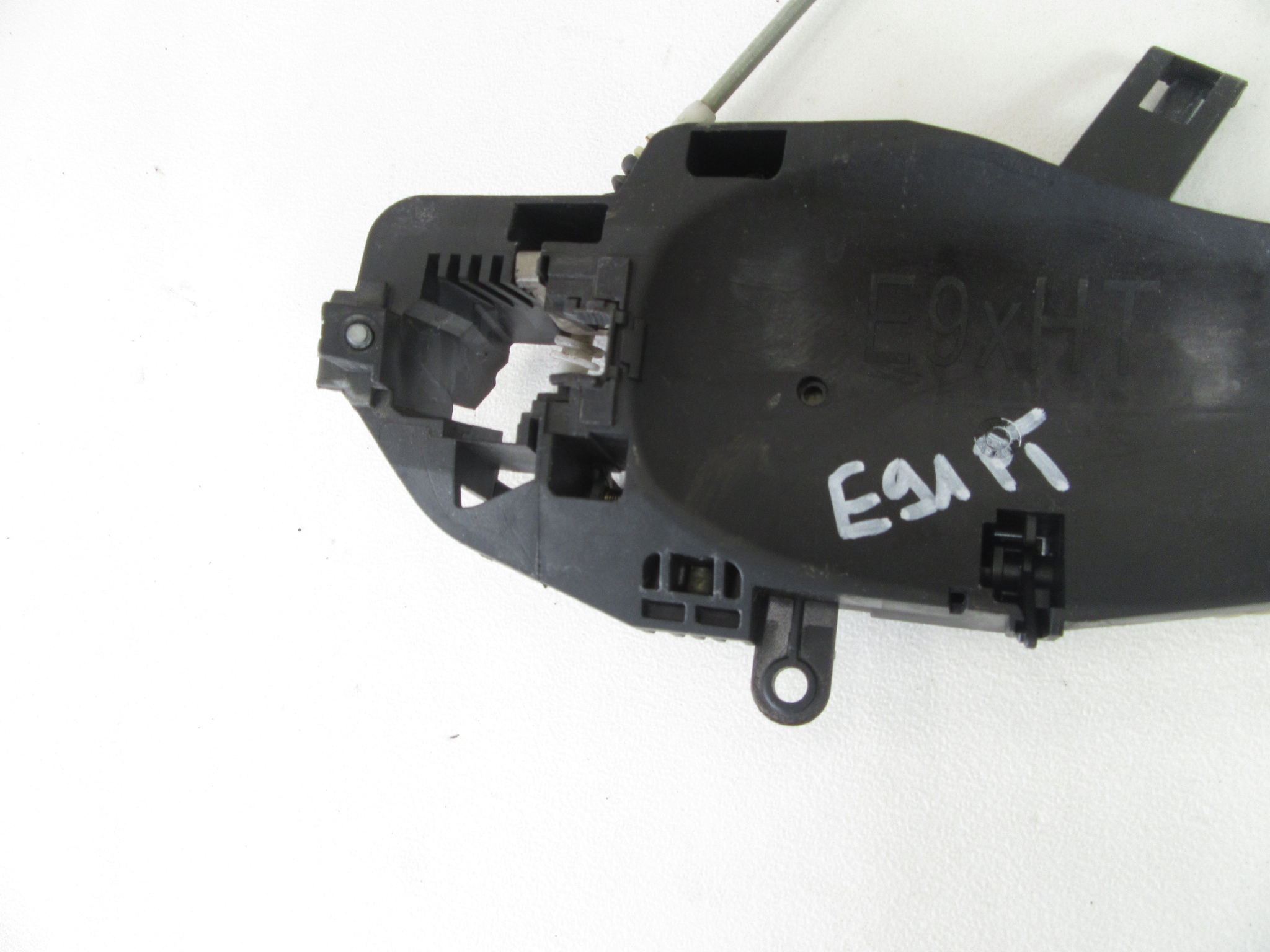 console handles right rear part BMW e90 e91