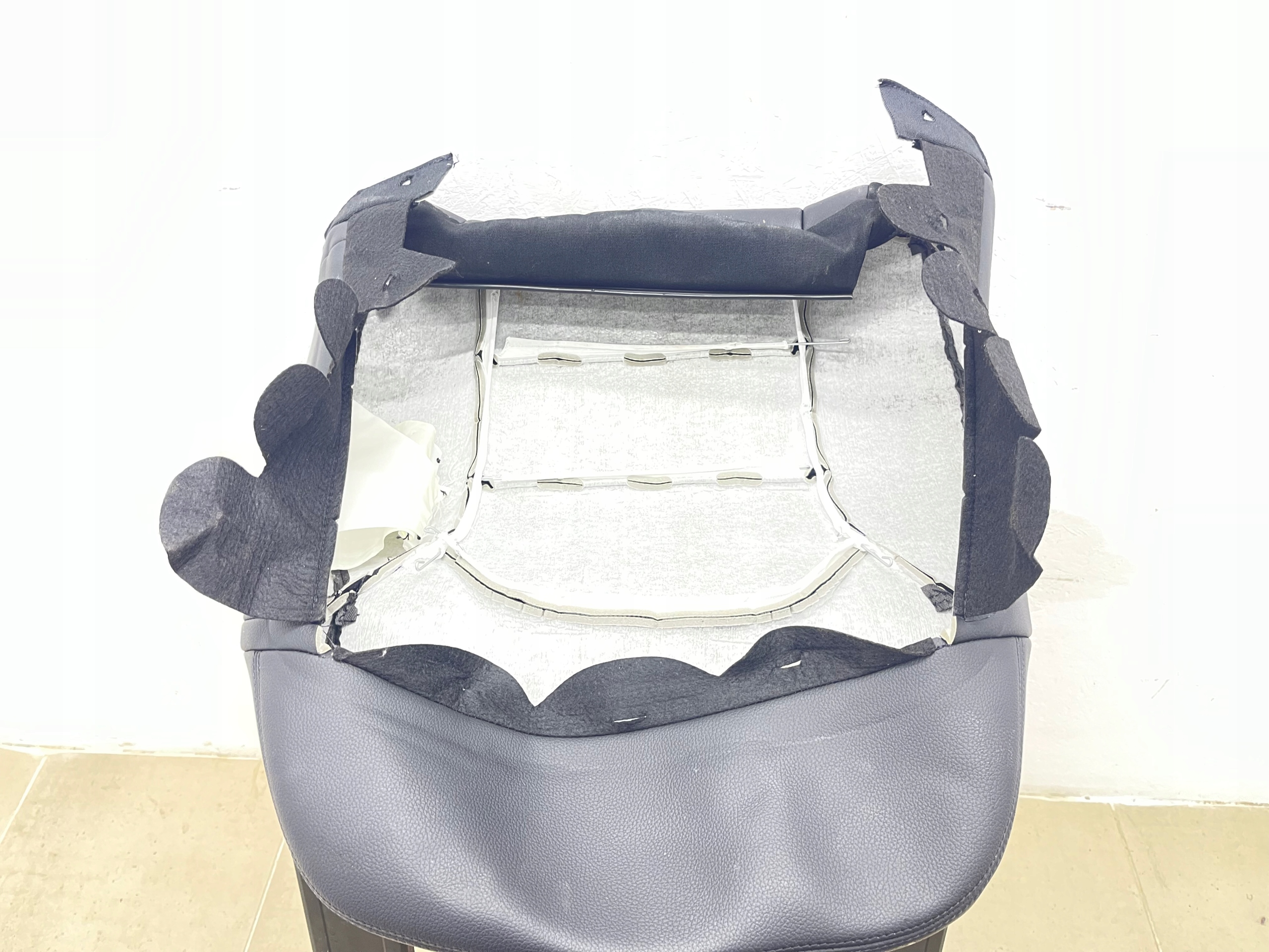MERCEDES B KLASA W246 leather OPARCIE seat MATERIAL leather front right