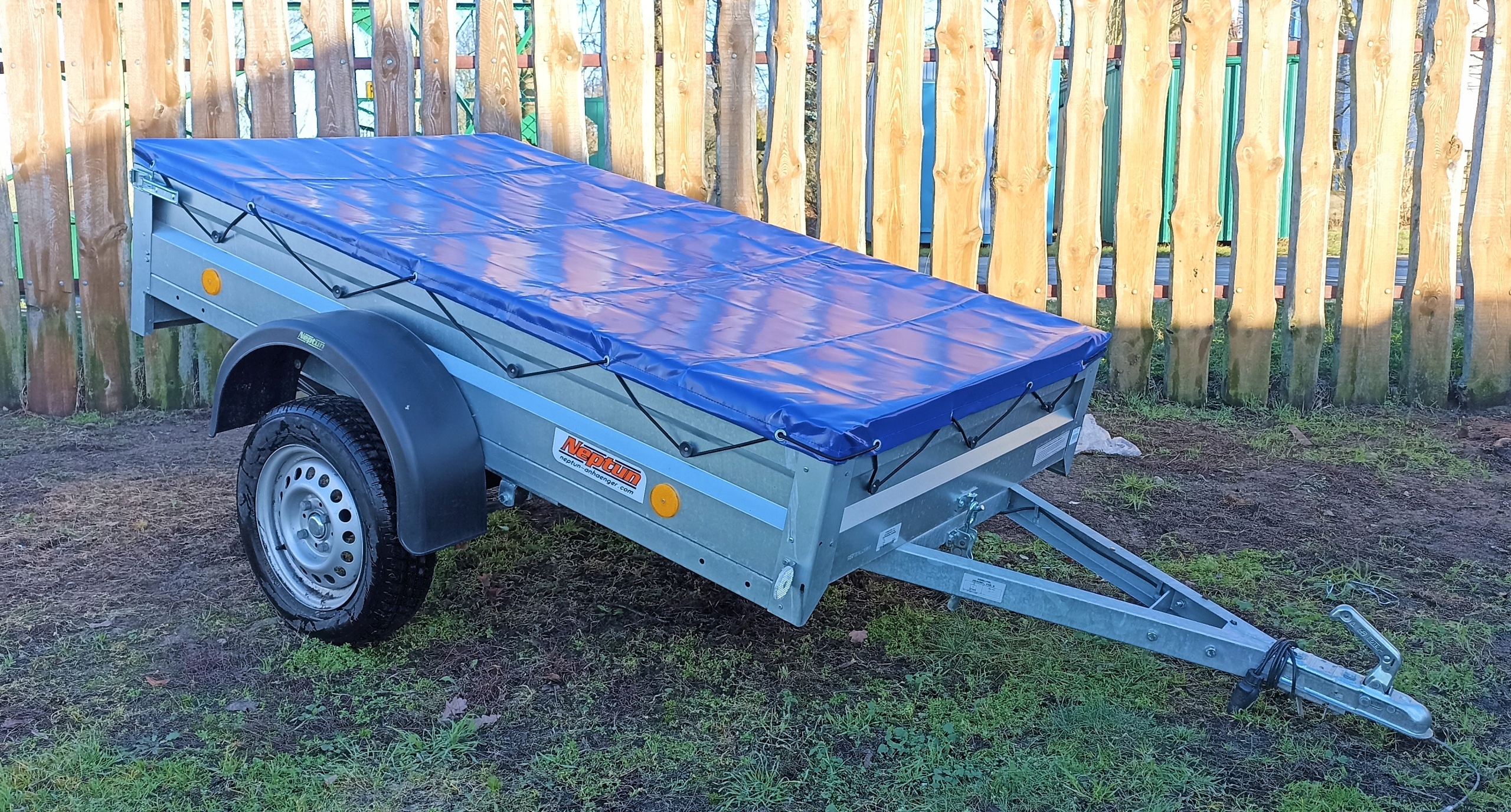 PLANDEKA PLASKA POKROWIEC NEPTUN N7 202 650g m2 Part number 202N