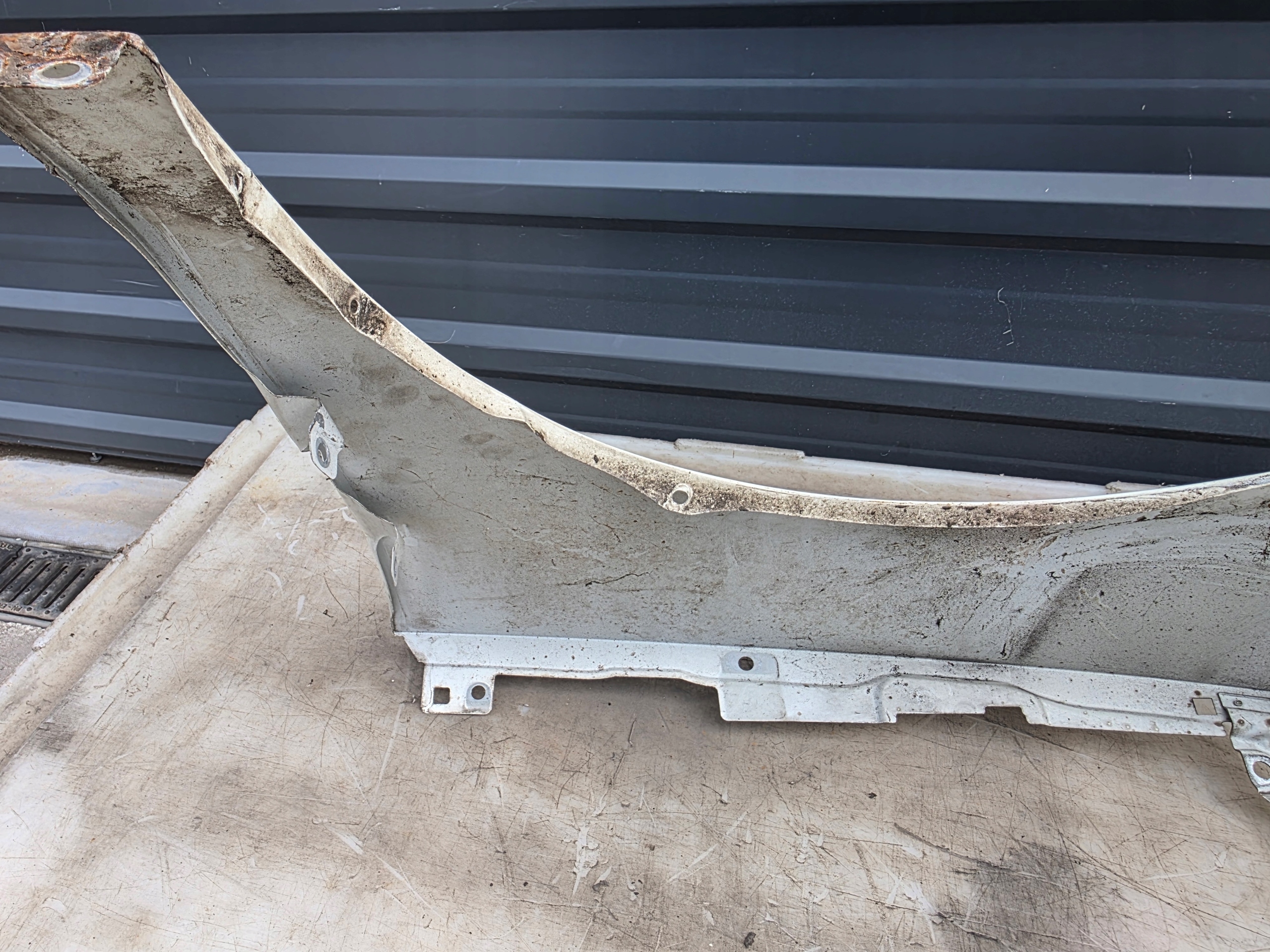 fender right front AUDI A1 8X LY9K 2010-2018 !!! *2*