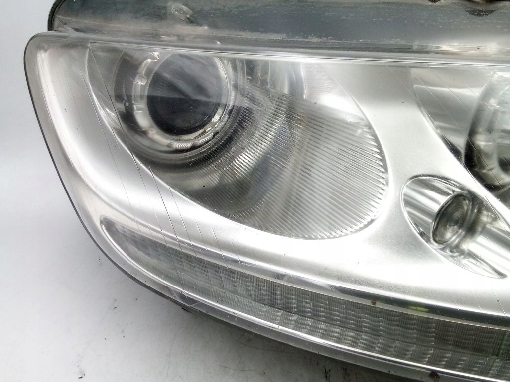 VW Phaeton light right front front EU xenon ksenon + przetwornice