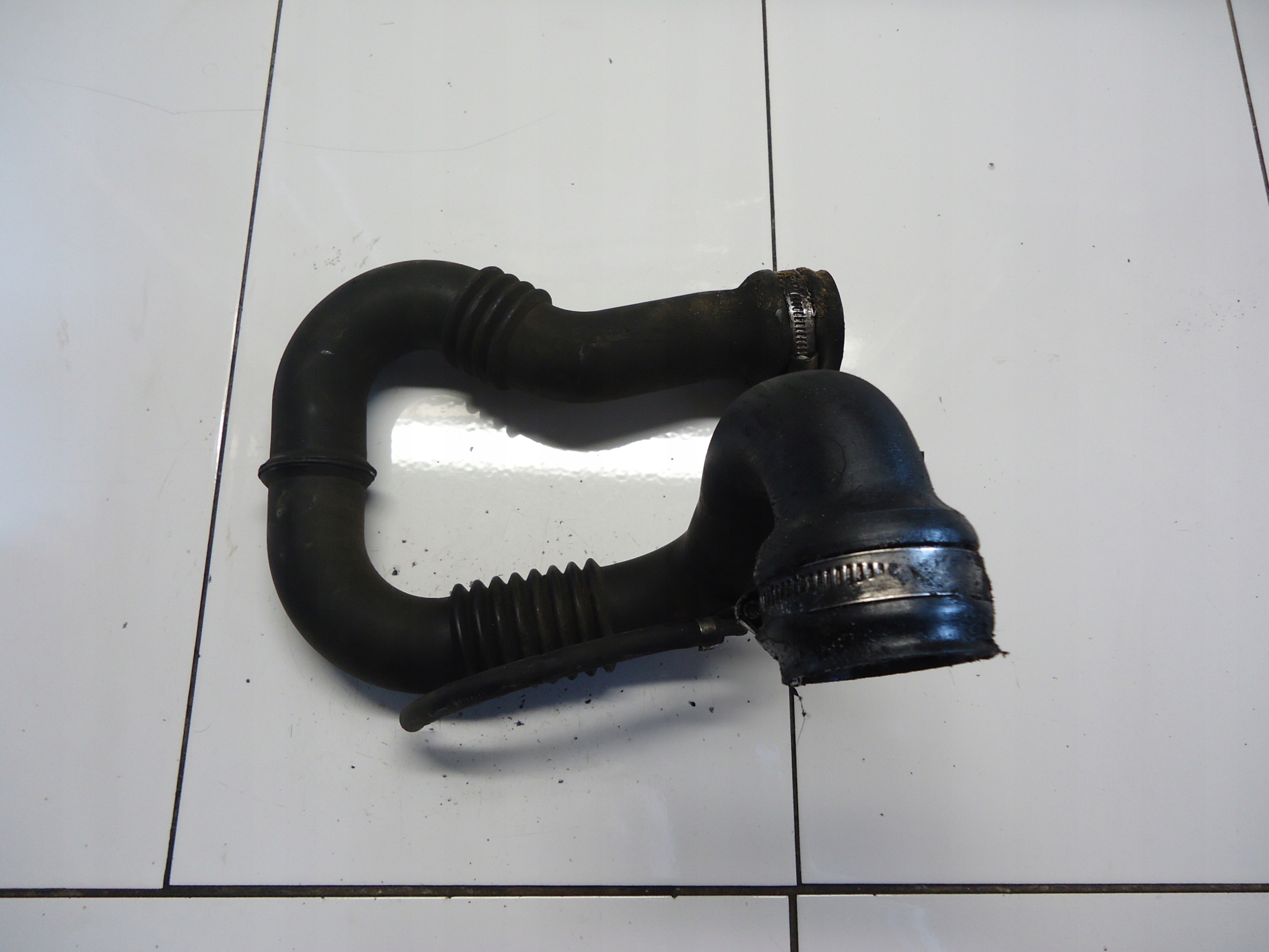 RENAULT TRAFIC II 2.0DCI pipe wiring air 8201068612A