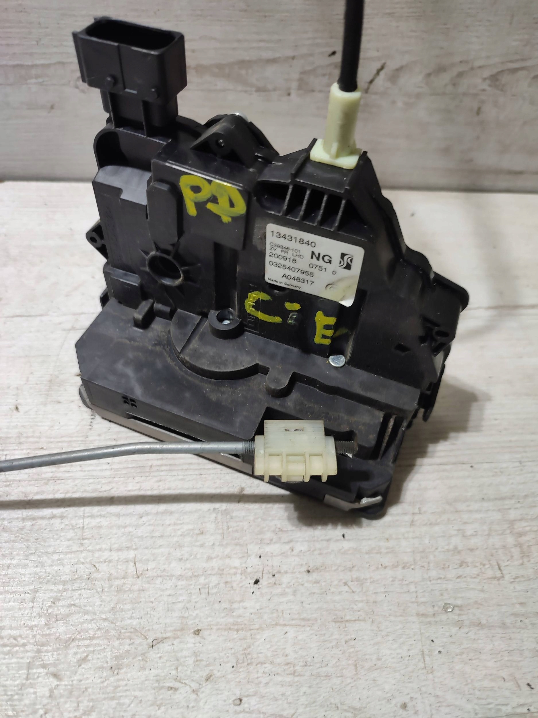 Opel Corsa E 2018 front side right lock door
