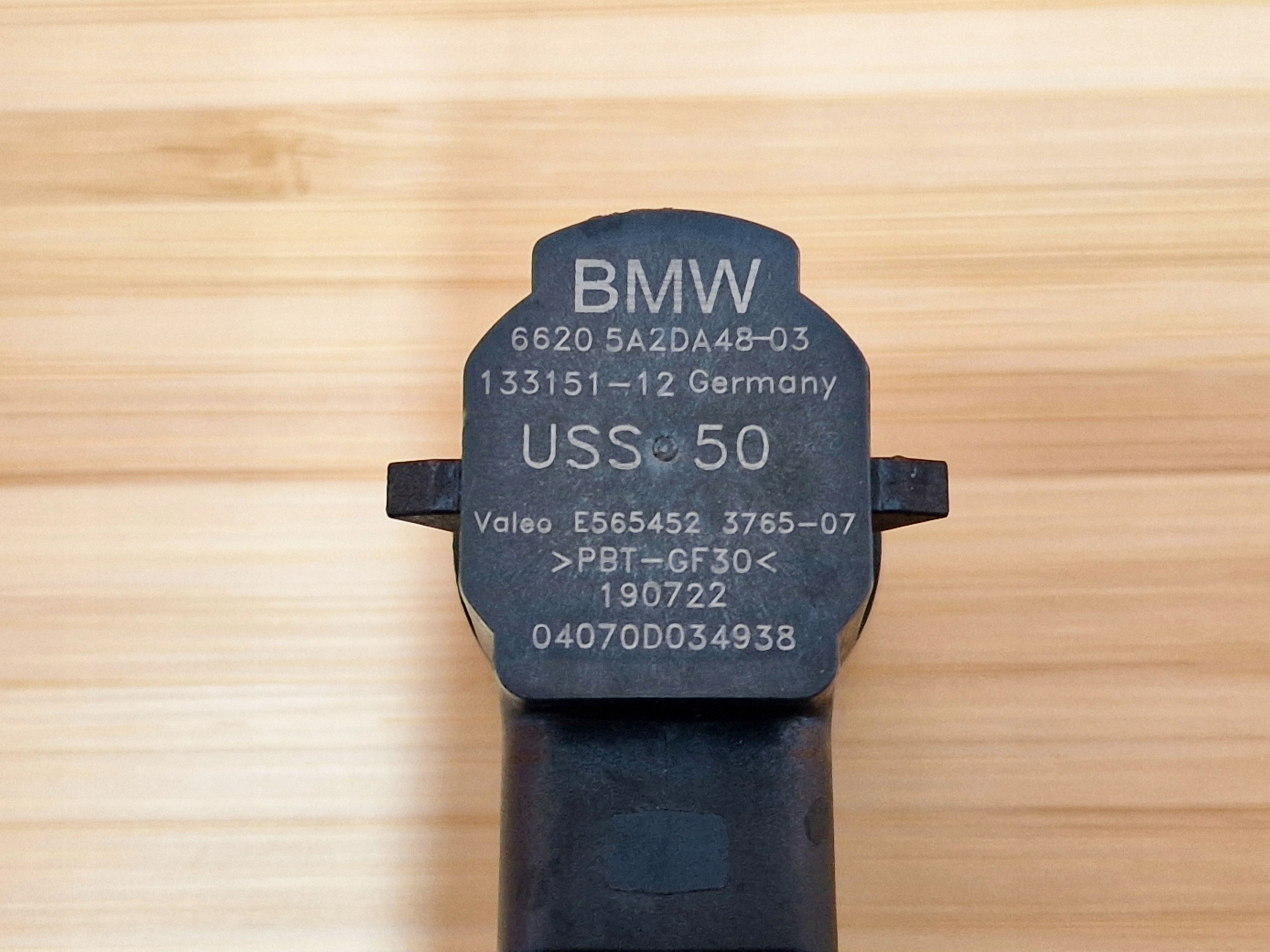 BMW 7 G70 Sensor PDC Parken Farbe C64 5A2DA48