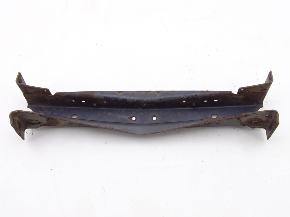 MAN L2000 LE 94-01 амортизатор рамка 17.5