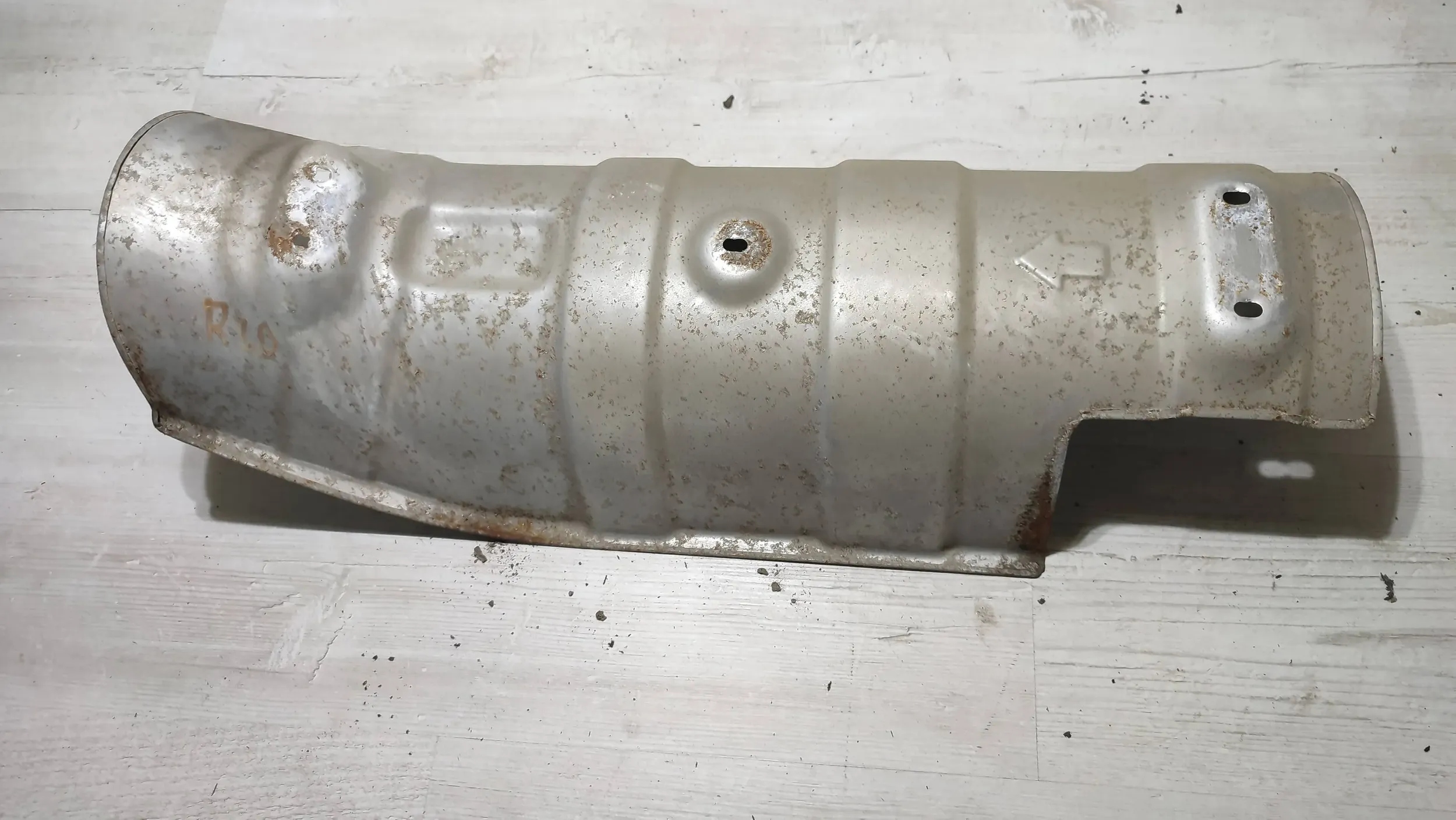 KIA Rio IV 18r Blende Abdeckung termiczna rury wydechowej
