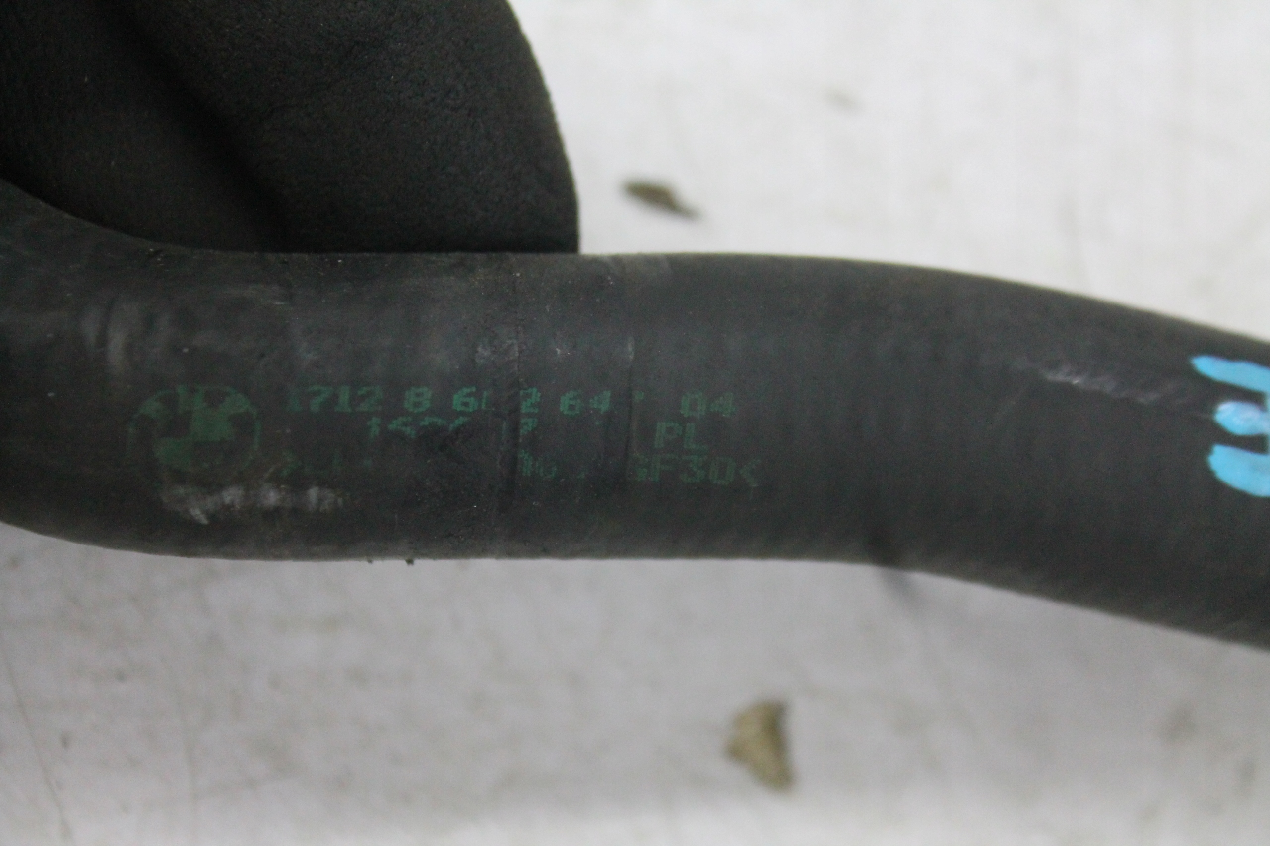 cijev prijenos vode 8602642 BMW G30 G31 530E 17