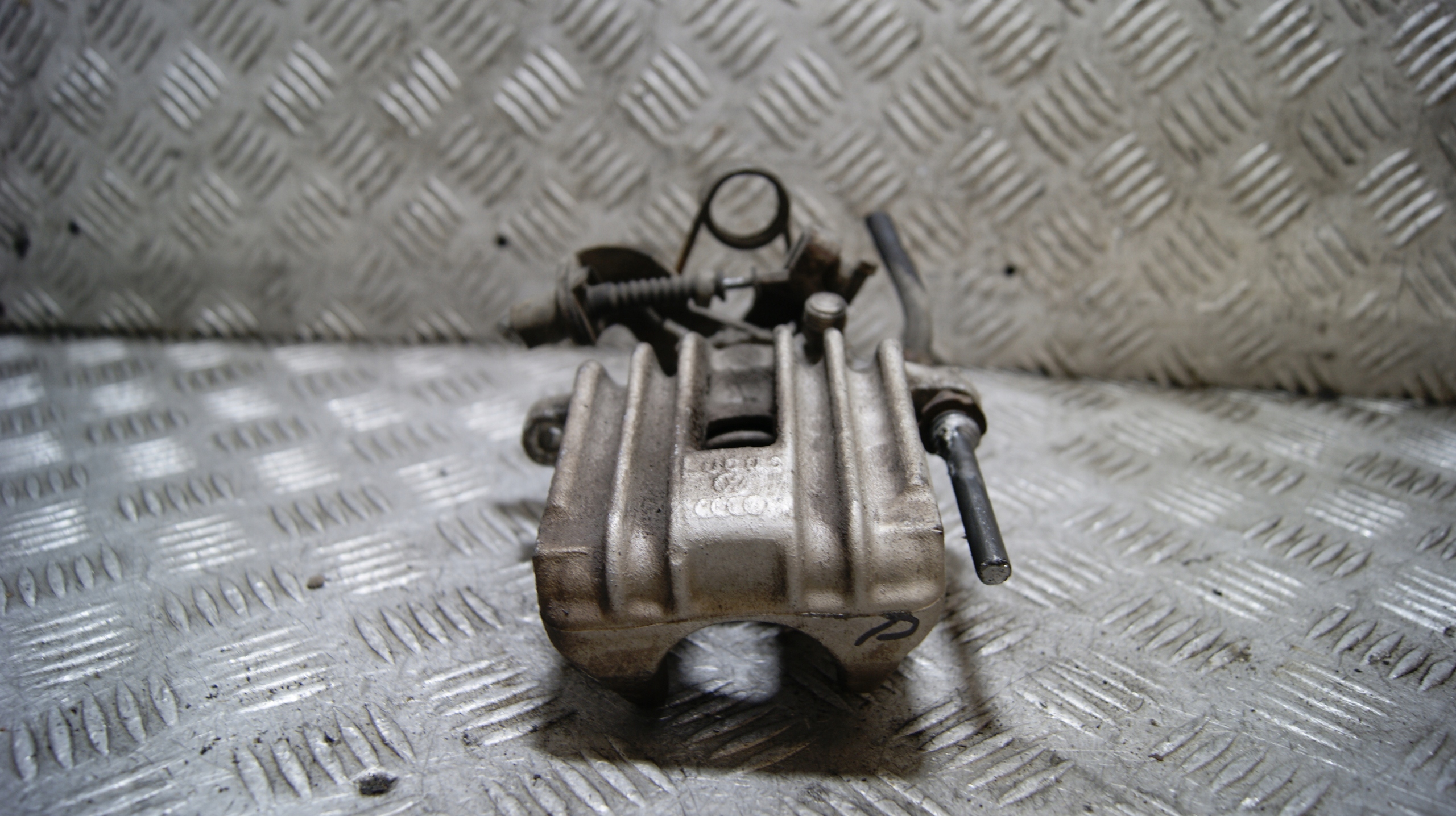 caliper brake right rear part rear AUDI A4 B6