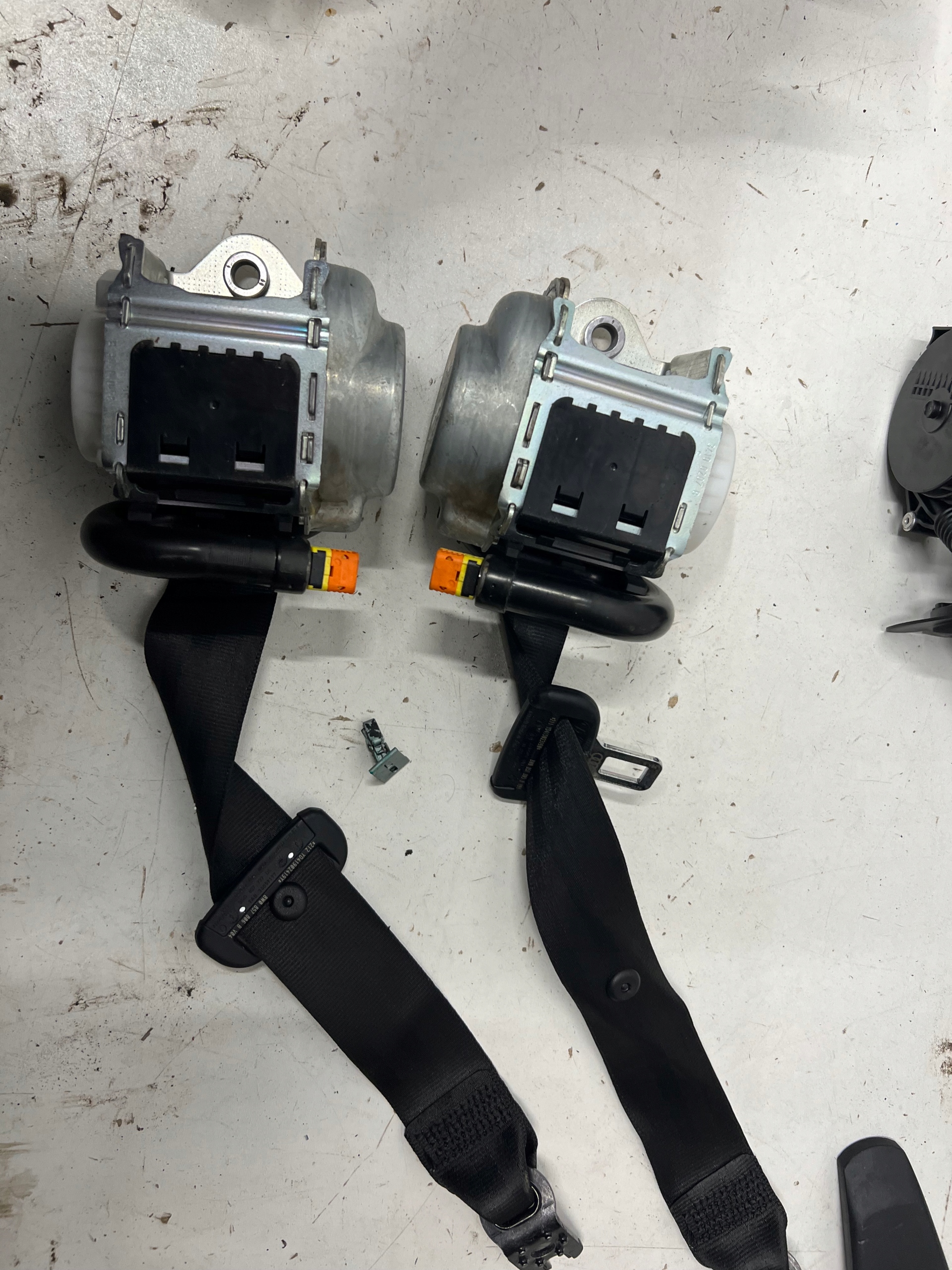 Audi A4 B9 ремень безопасности 4X оригинал