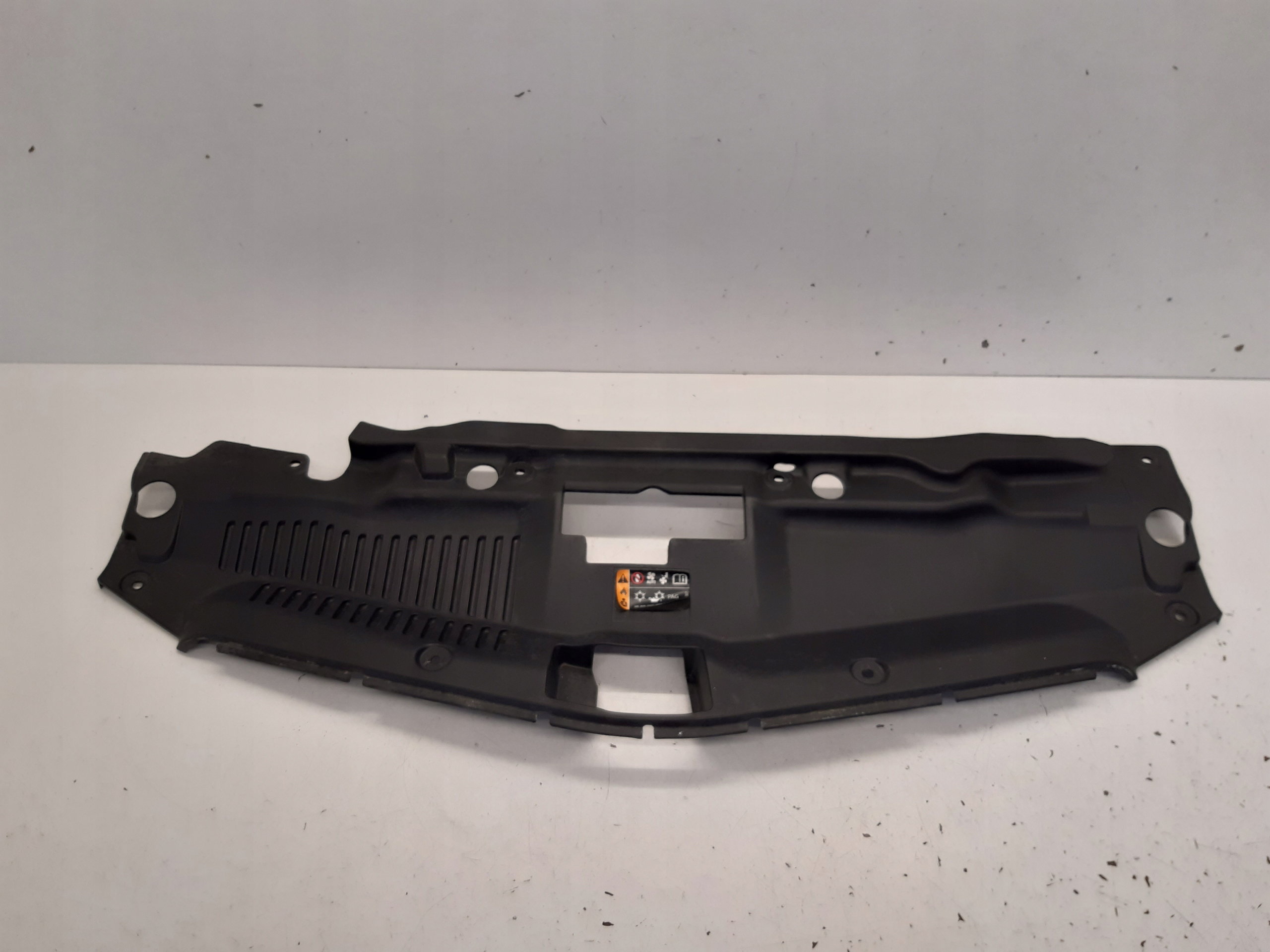 kryt stěny předního 95079808 Opel Mokka A 1,6 CDTI