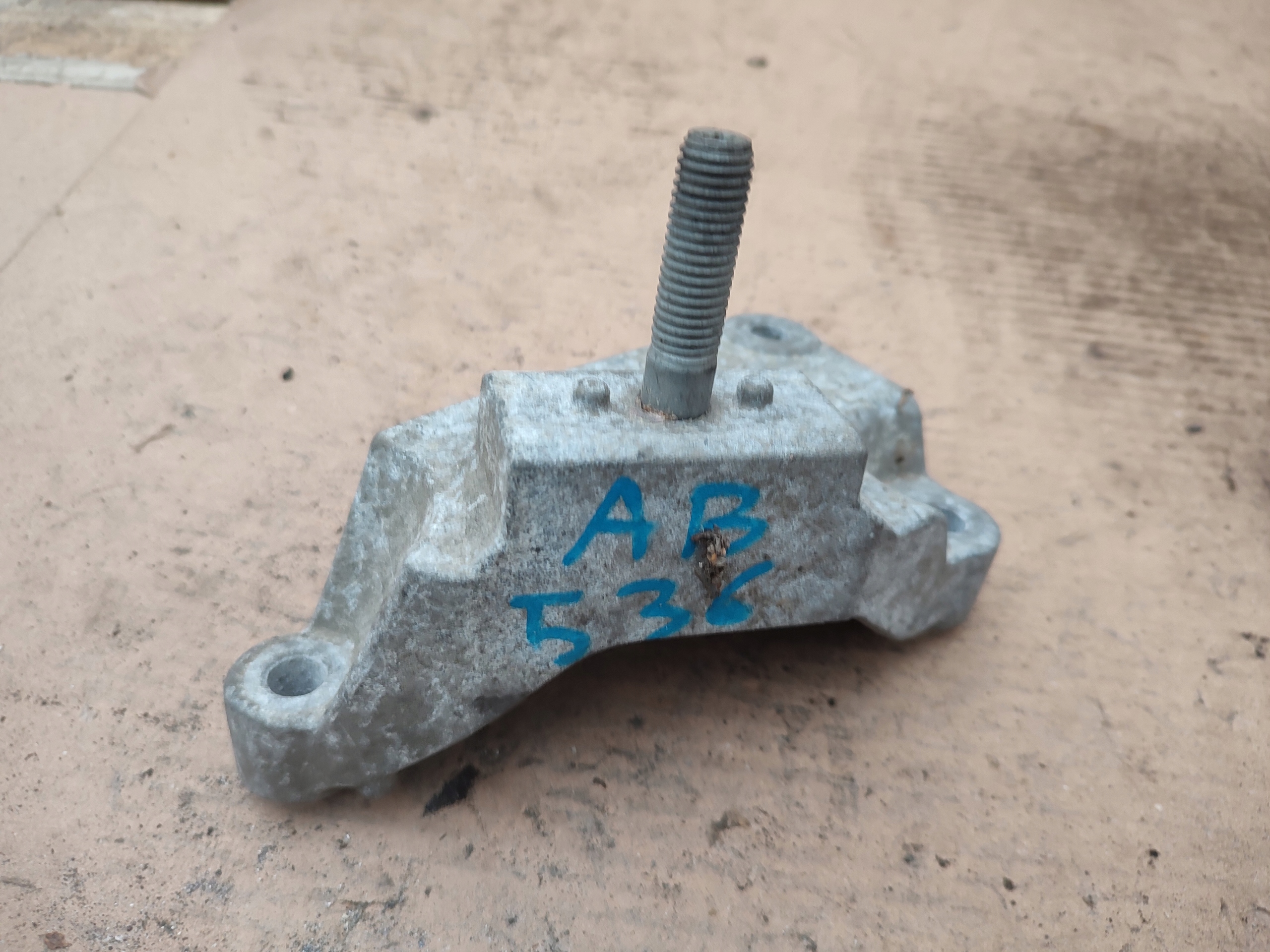 Getriebehalter FORD MONDEO MK4 2.0 9G91-7M125-BA
