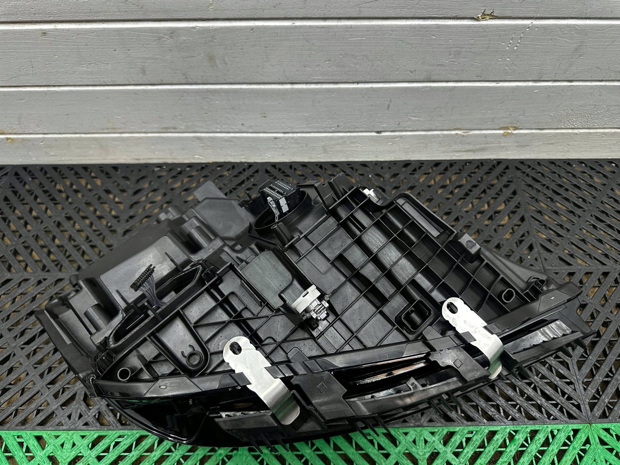 light front side left BMW 3 G20 G21 LCI 5A1A351