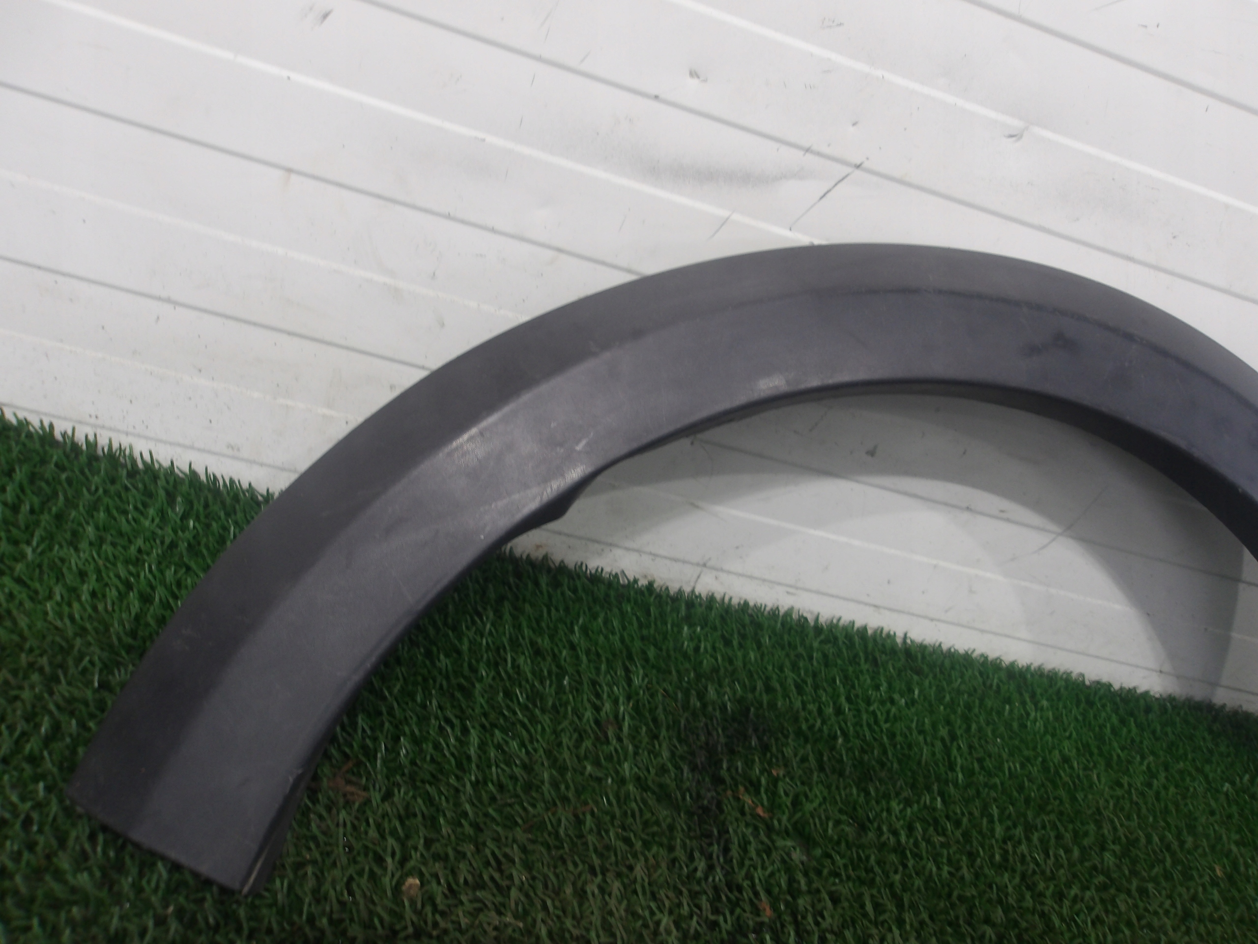 DACIA SANDERO STEPWAY 08-12 moulding for fender front left 8200526644 OE