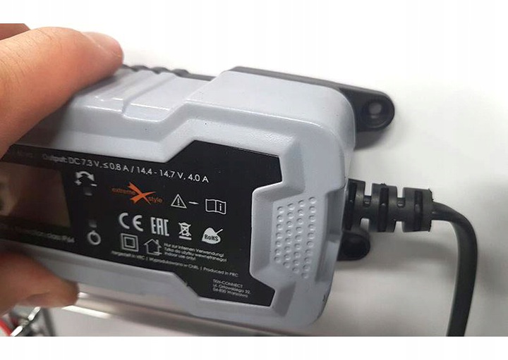 ŁADOWARKA MOTOCYKLOWA – PROSTOWNIK MOTOCYKLOWY Marka Extremestyle