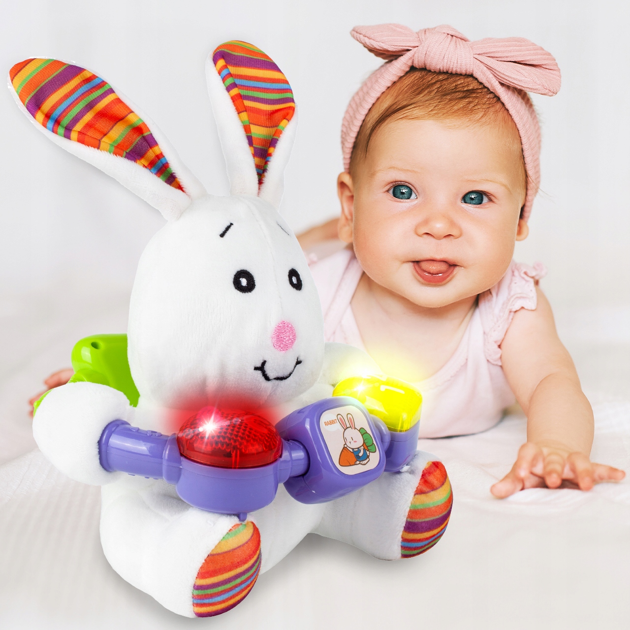 KRÓLIK PLUSZOWY KRÓLICZEK INTERAKTYWNY MÓWI ŚPIEWA PLUSZAK ŚWIECI ŚWIATŁA Bohater brak