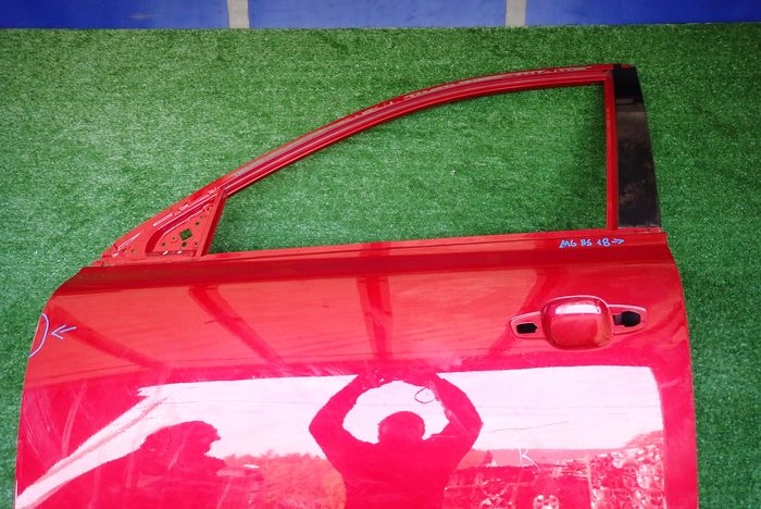 MG HS 18- door left front front