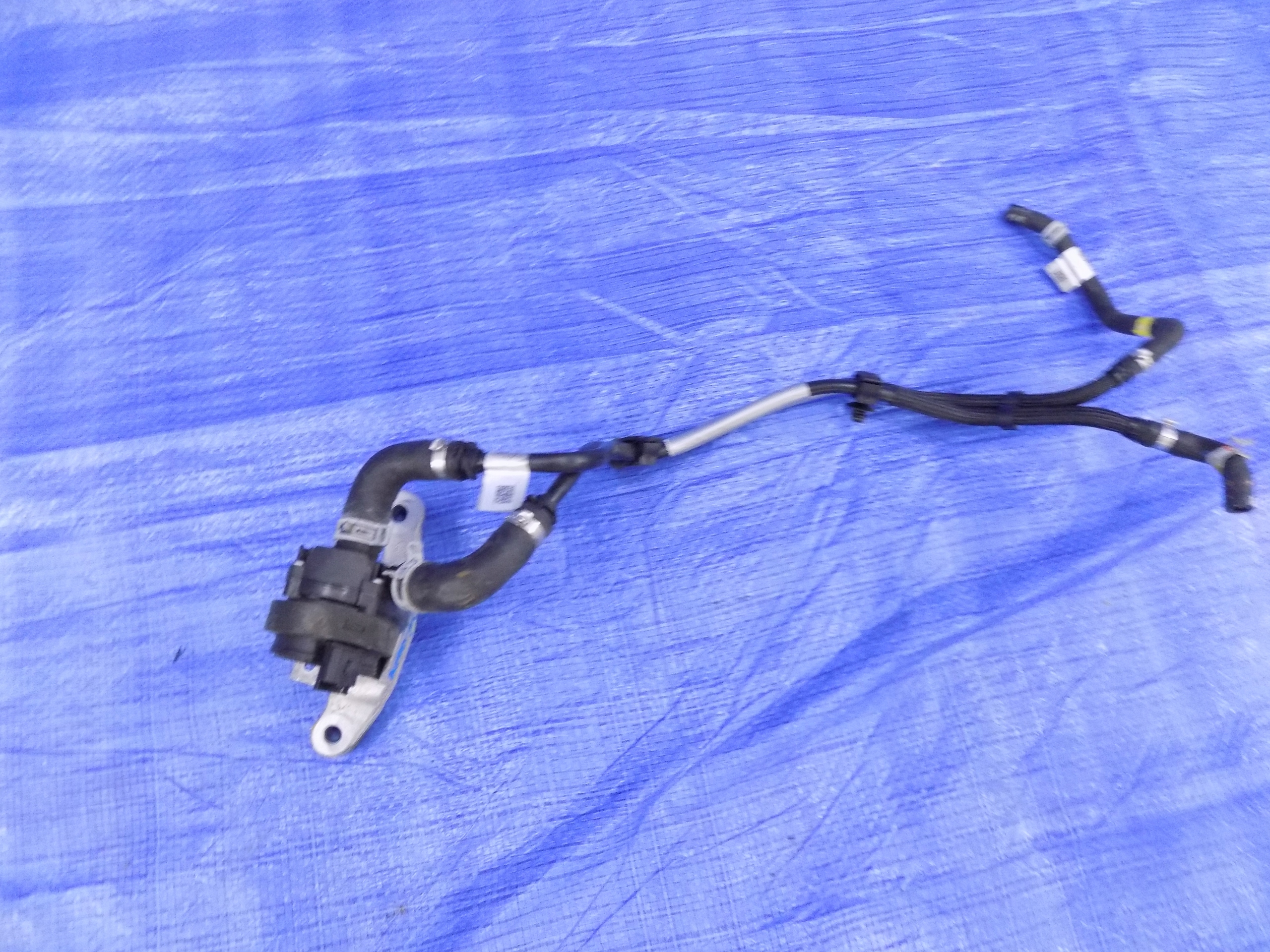 Renault OE44b06803r додаткова насос воду